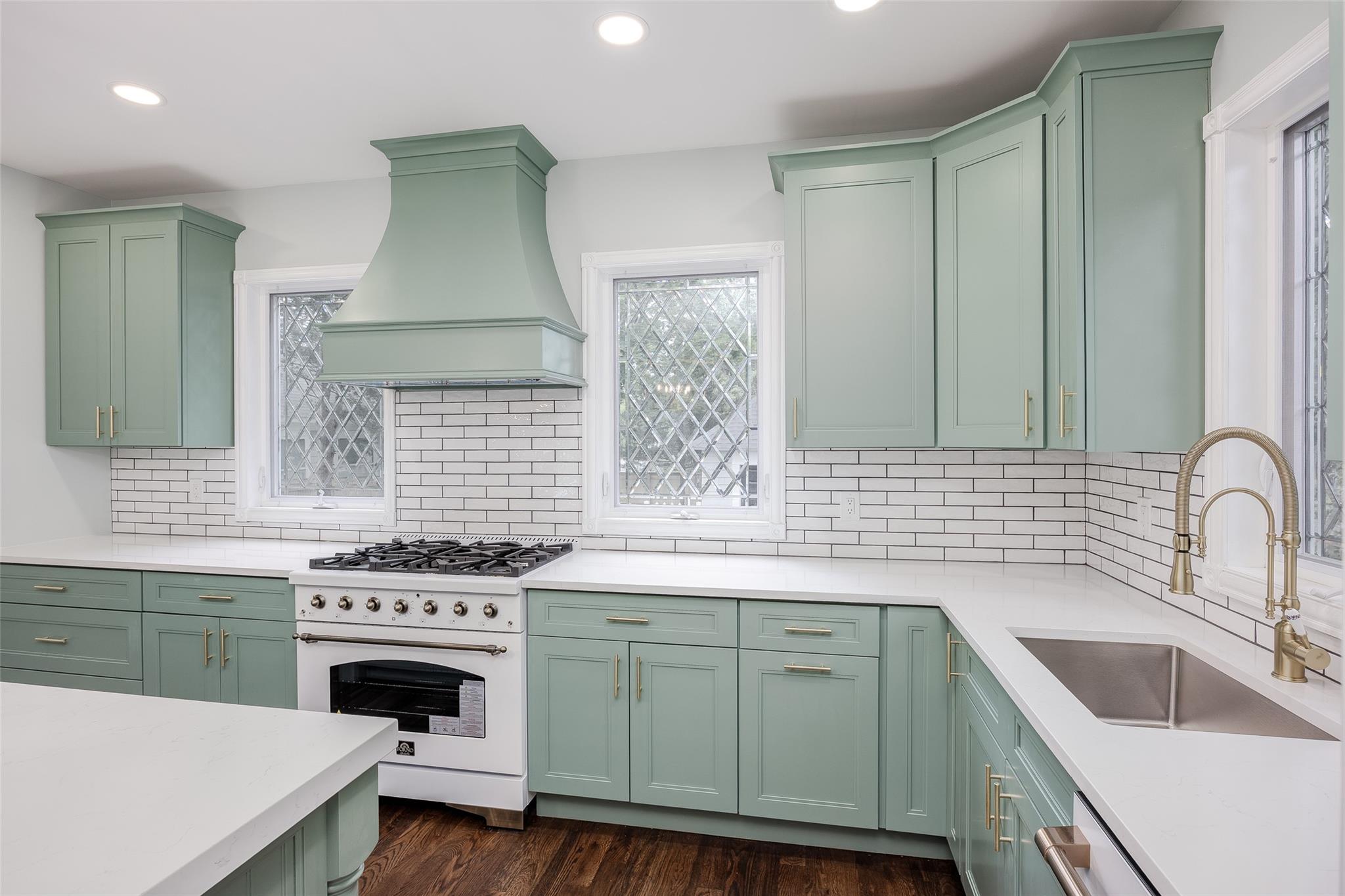 #18 photo, 131 Ostrander Avenue, سوفولك Riverhead , NY 11901