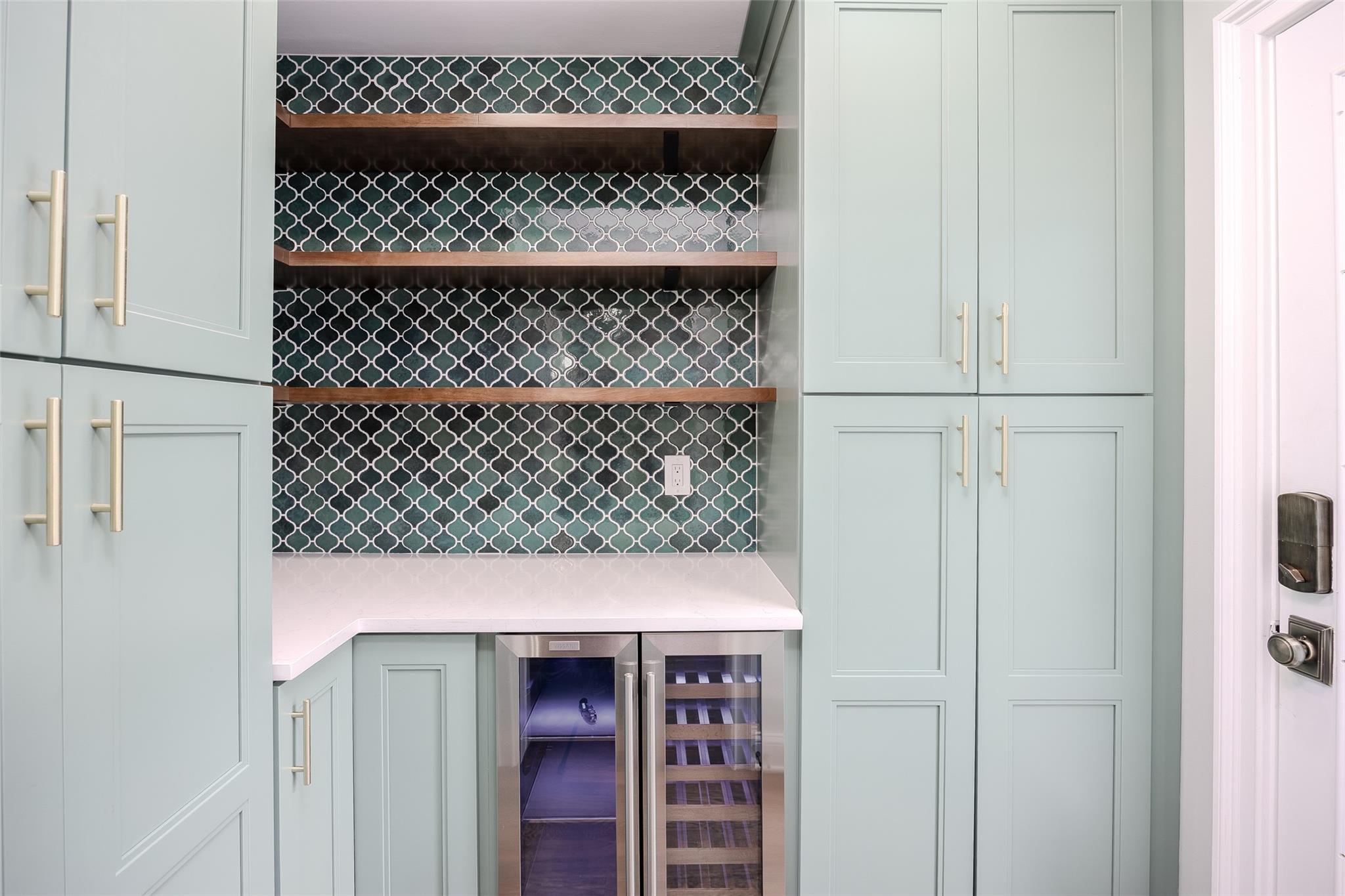 #19 photo, 131 Ostrander Avenue, سوفولك Riverhead , NY 11901