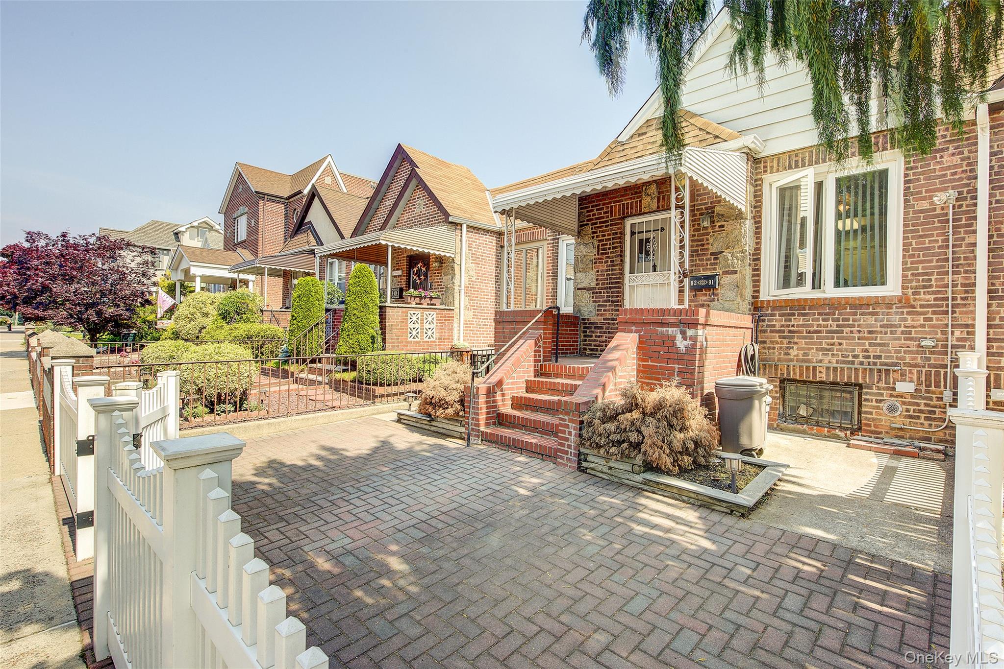 #3 photo, 82-91 Caldwell Avenue, クイーンズ区 Middle Village , NY 11379