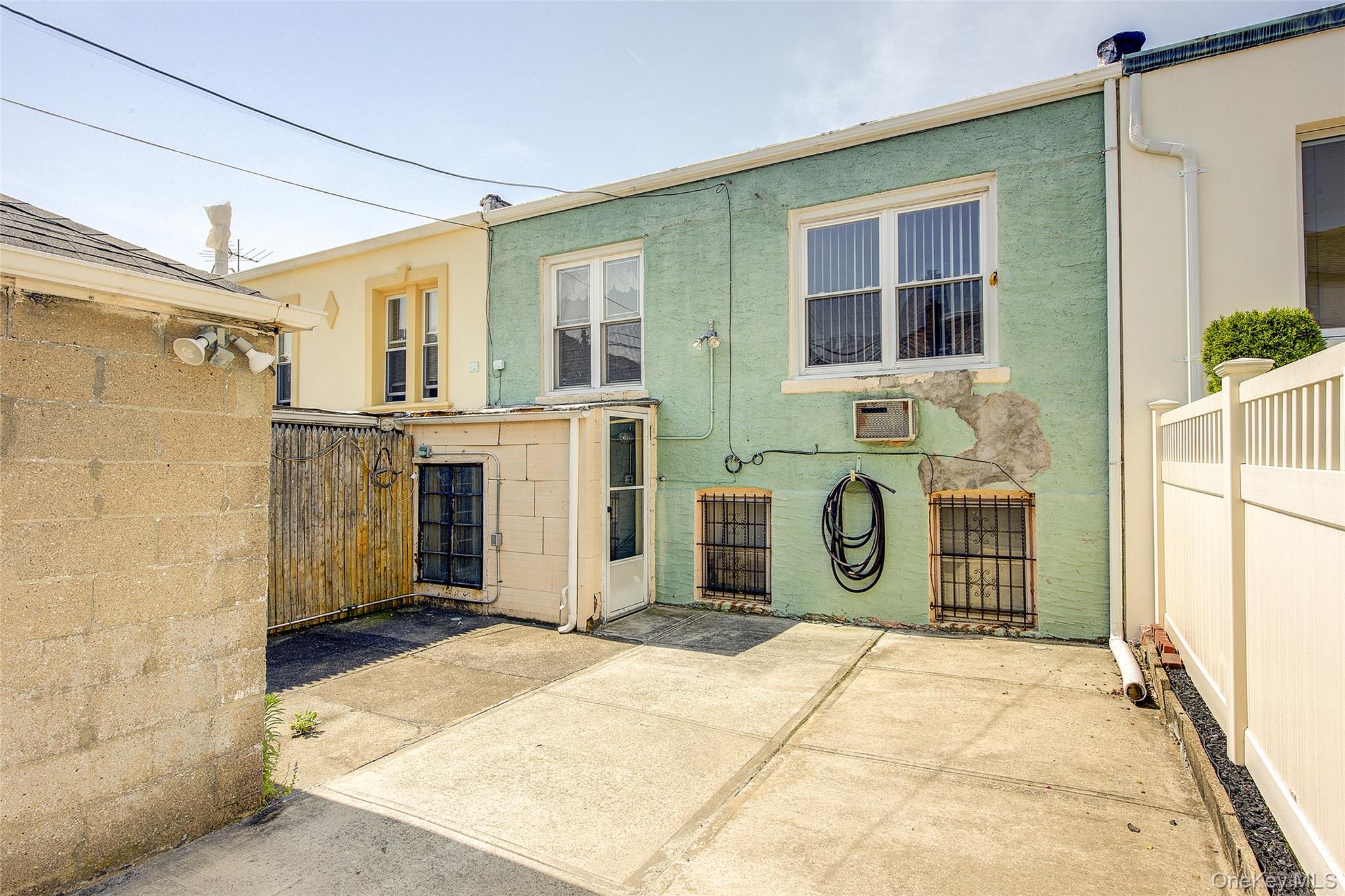 #8 photo, 82-91 Caldwell Avenue, クイーンズ区 Middle Village , NY 11379