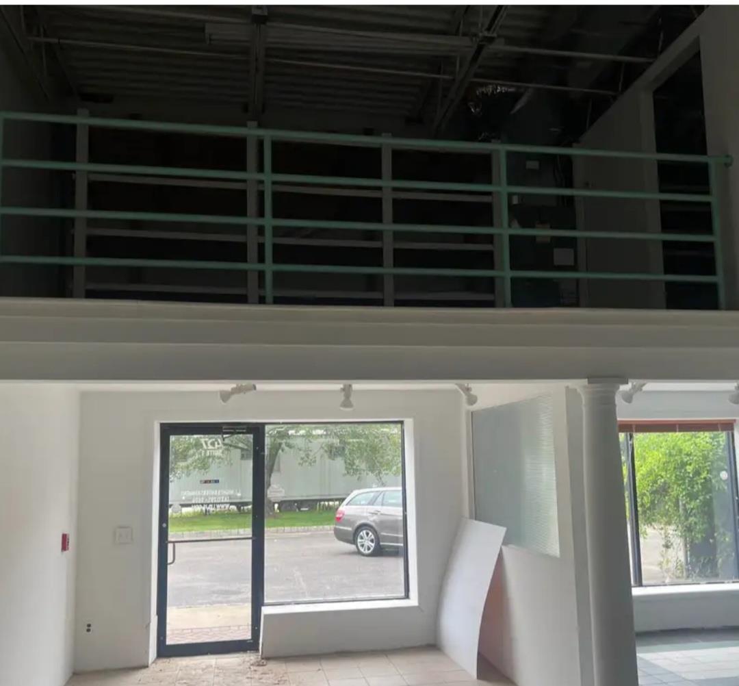 #11 photo, 427 Route 25A, サフォーク郡 Rocky Point , NY 11778