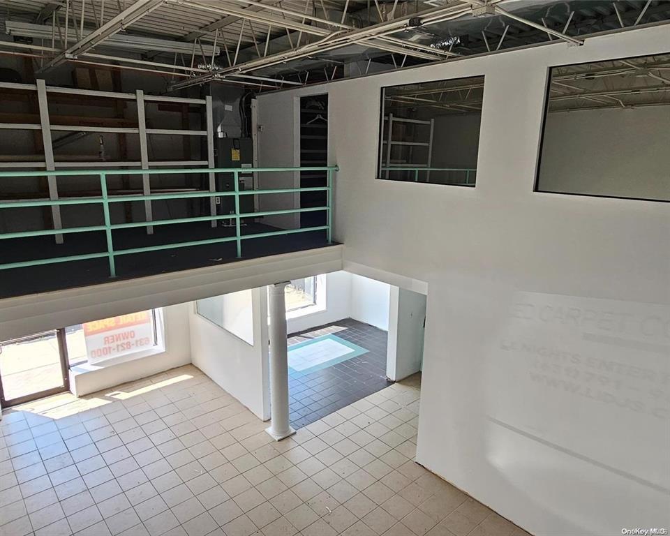 #4 photo, 427 Route 25A, サフォーク郡 Rocky Point , NY 11778