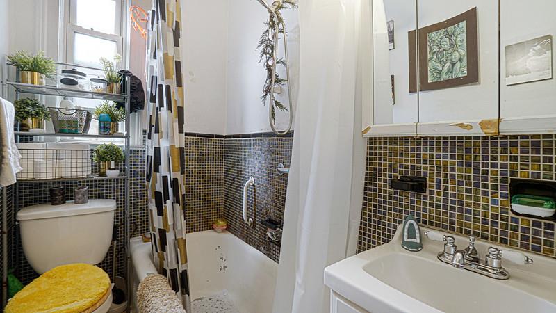 #9 photo, 1028 Neill Avenue, ブロンクス区 Bronx , NY 10461