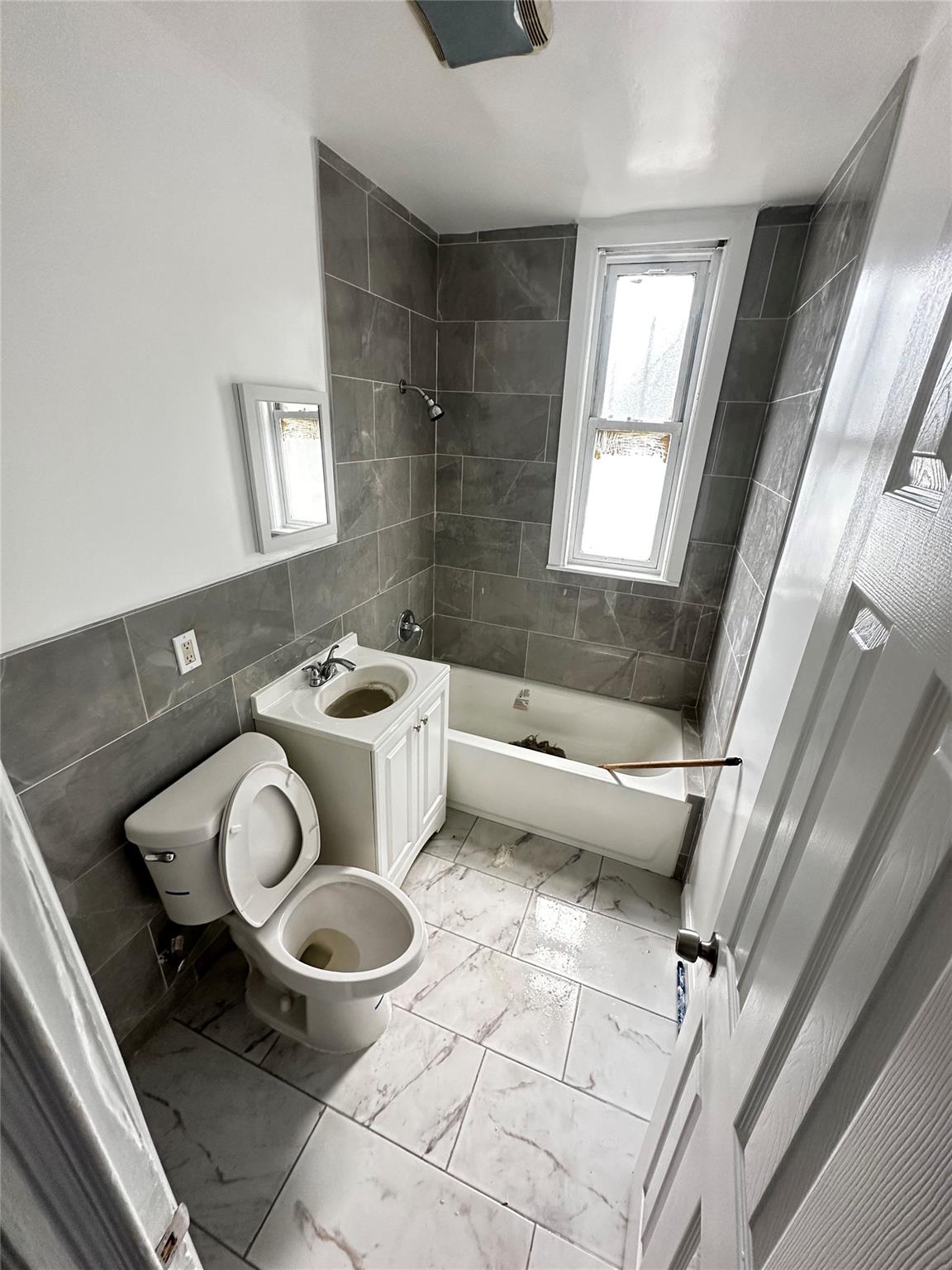 #8 photo, 1661 East 172nd Street, ブロンクス区 Bronx , NY 10472