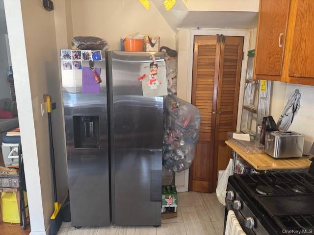 #5 photo, 33-42 70 Street, كوينز Jackson Heights , NY 11372