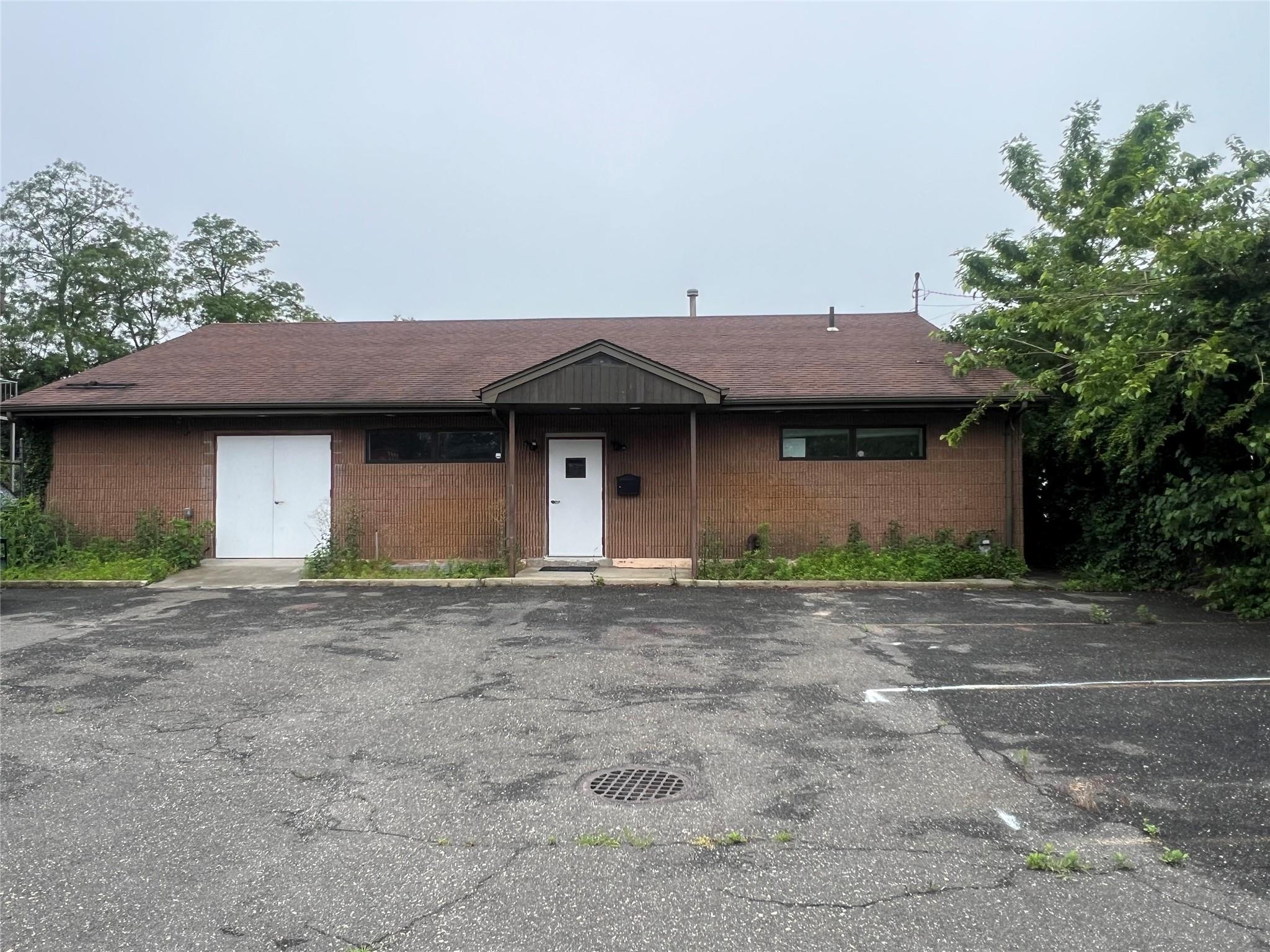 #1 photo, 190 Margaretta Avenue, ナッソー郡 Massapequa , NY 11758