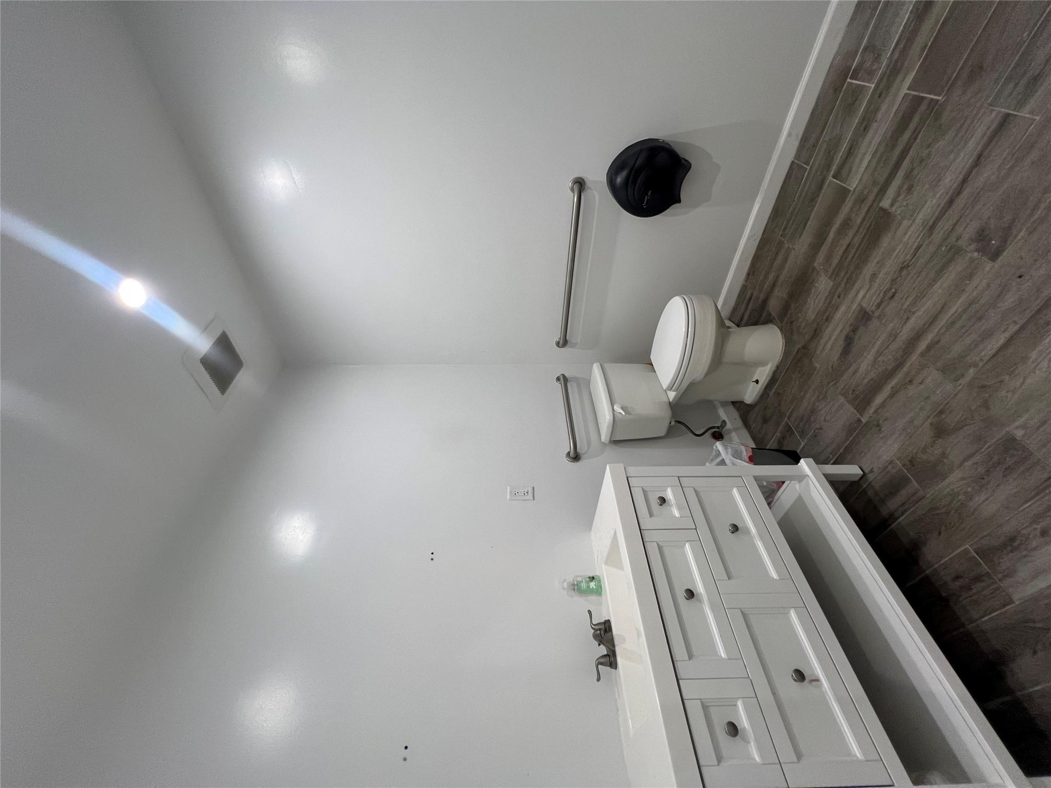 #14 photo, 190 Margaretta Avenue, ナッソー郡 Massapequa , NY 11758