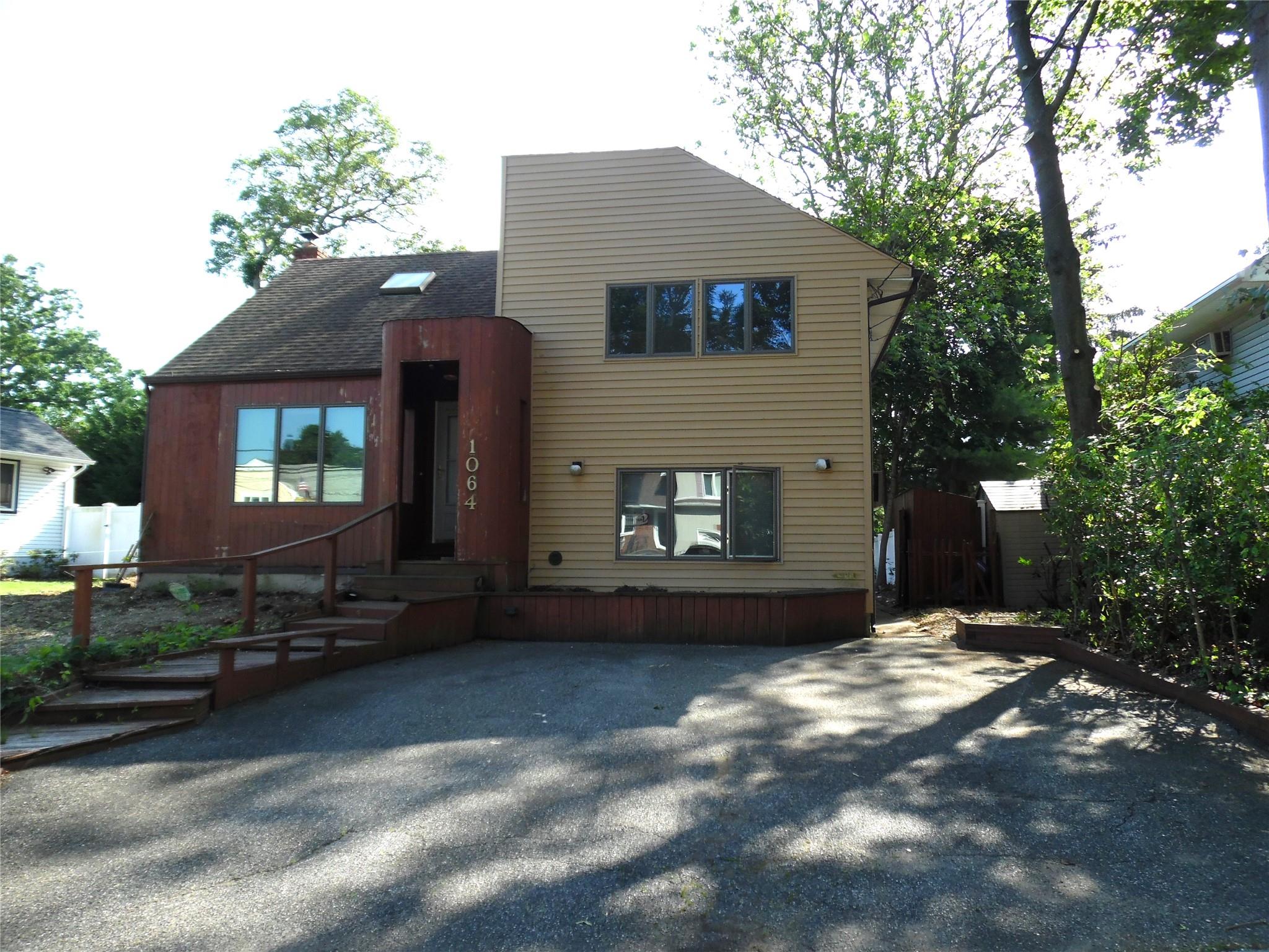 #4 photo, 1064 Barbara Court, ナッソー郡 North Bellmore , NY 11710