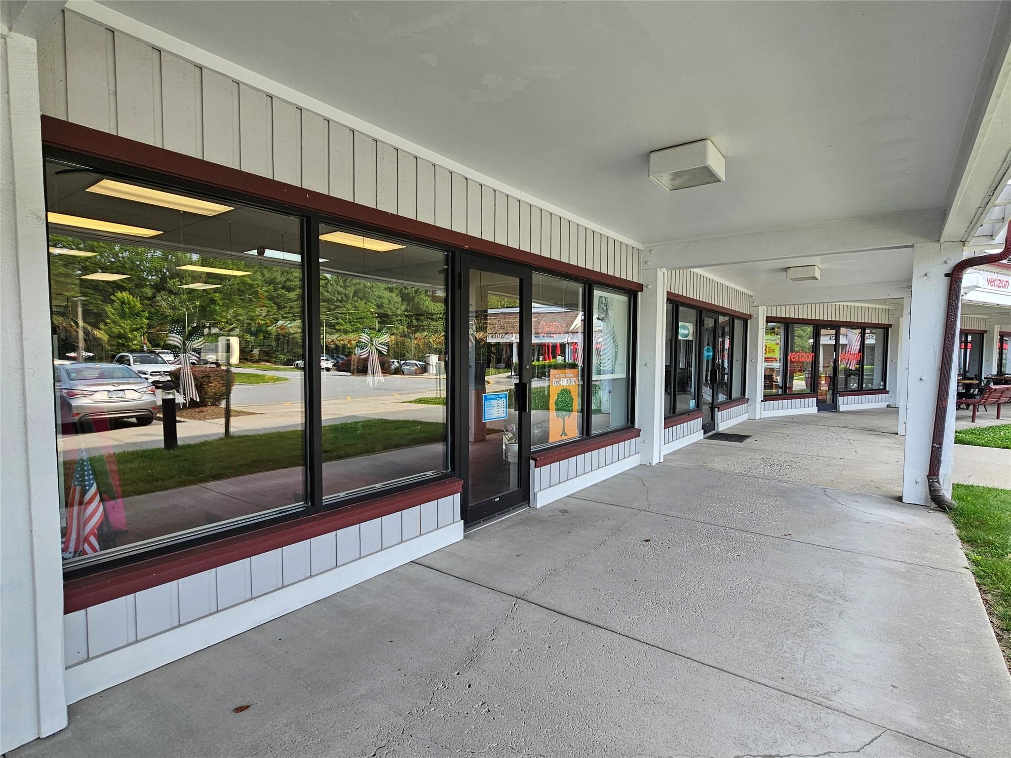 #6 photo, 249 Route 202, Somers , NY 10589