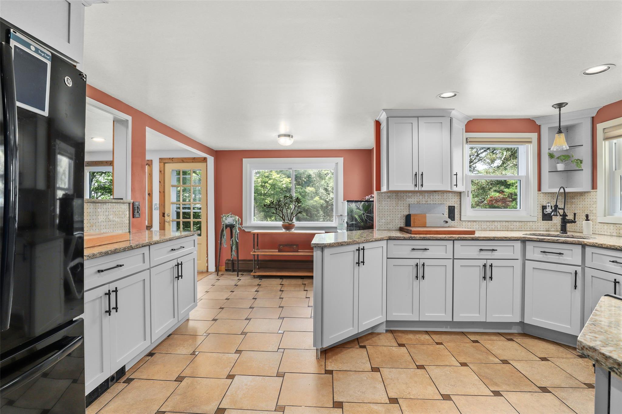 #8 photo, 3841 Indian Hill Road, Shrub Oak , NY 10588