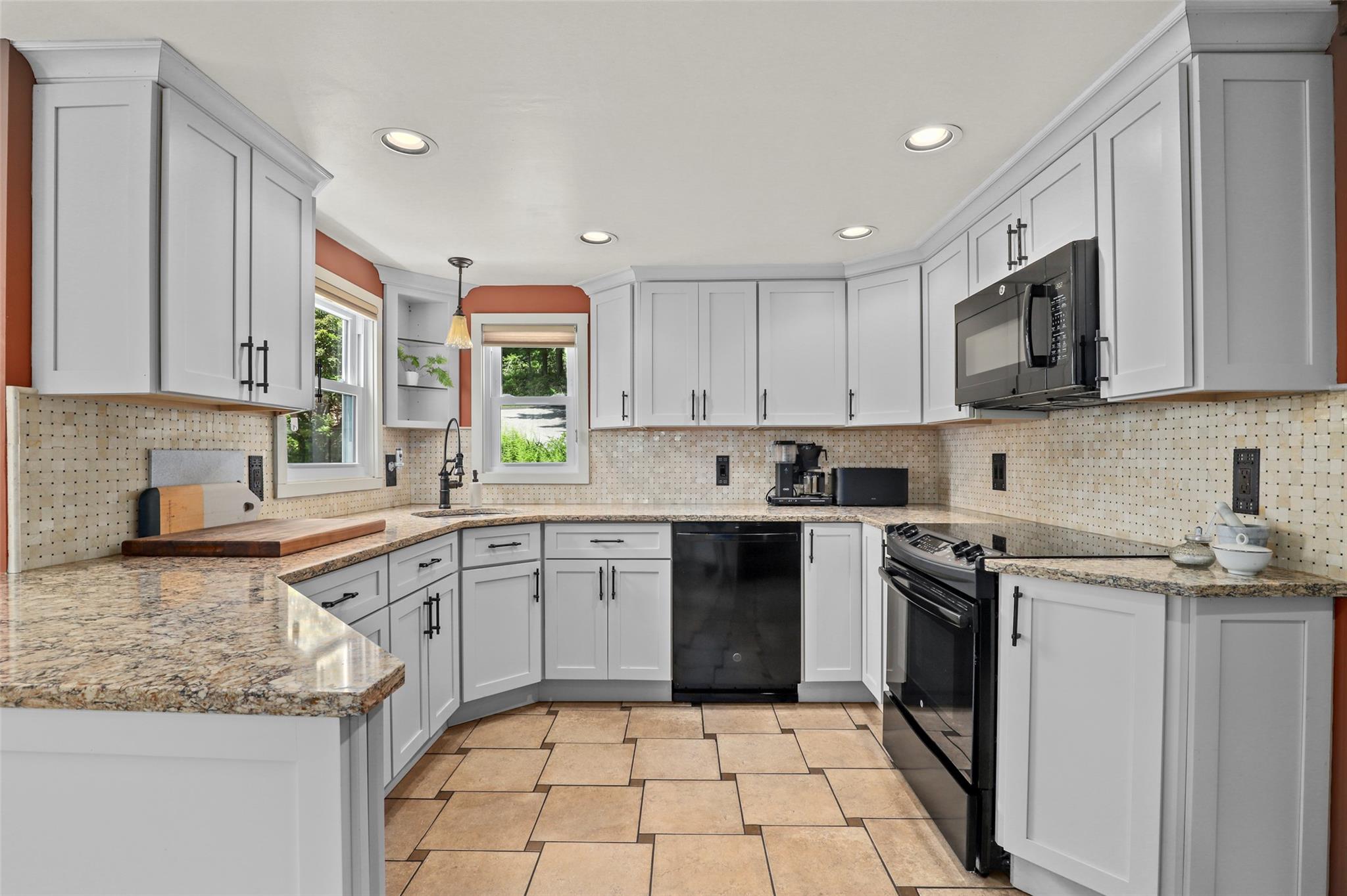 #9 photo, 3841 Indian Hill Road, Shrub Oak , NY 10588