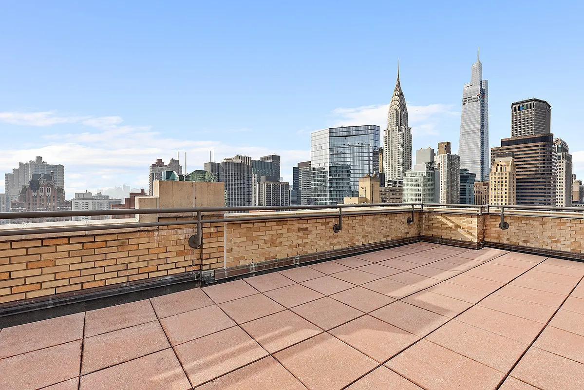 #12 photo, 310 E 46th Street, マンハッタン Turtle Bay , NY 10017