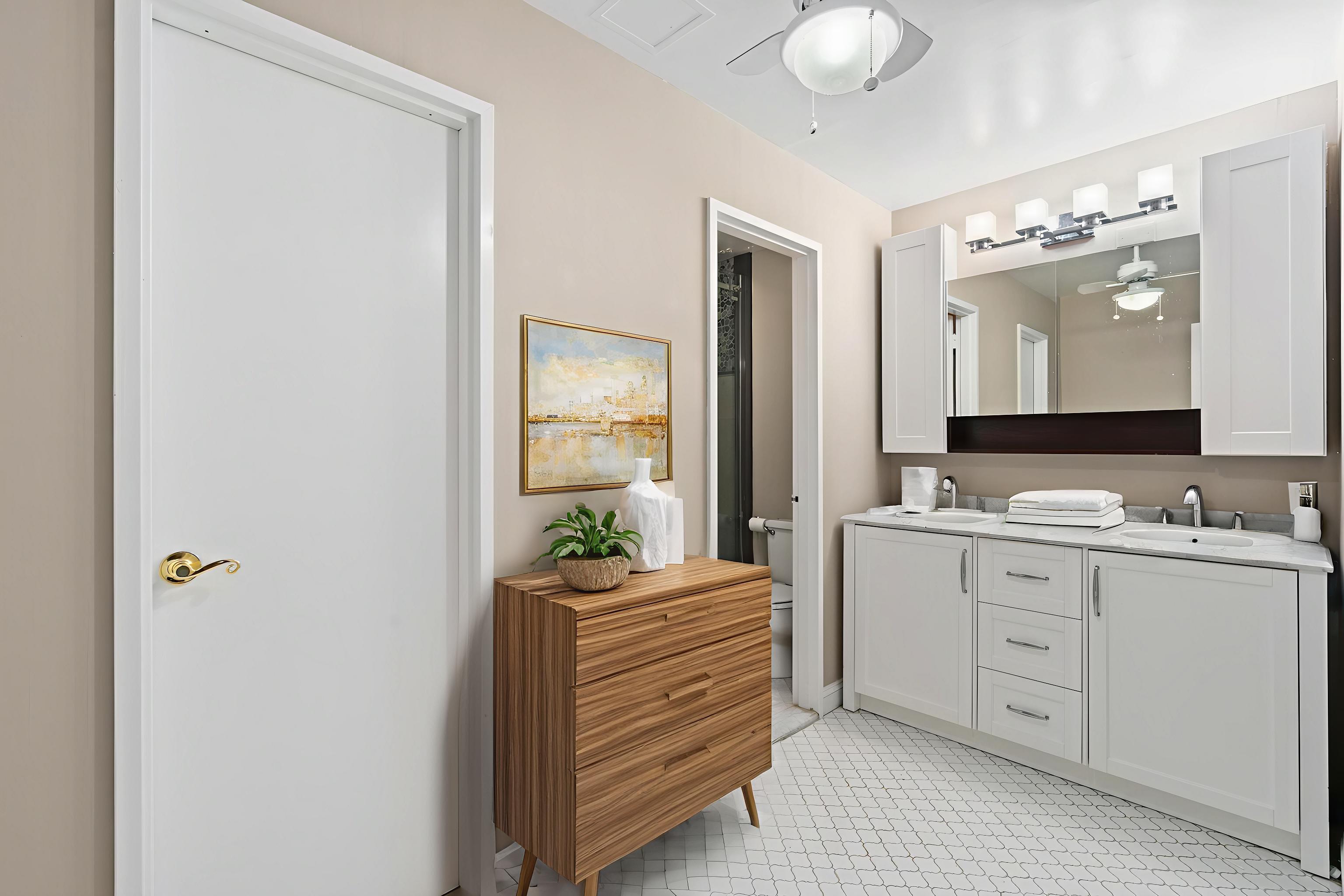 #7 photo, 310 E 46th Street, マンハッタン Turtle Bay , NY 10017