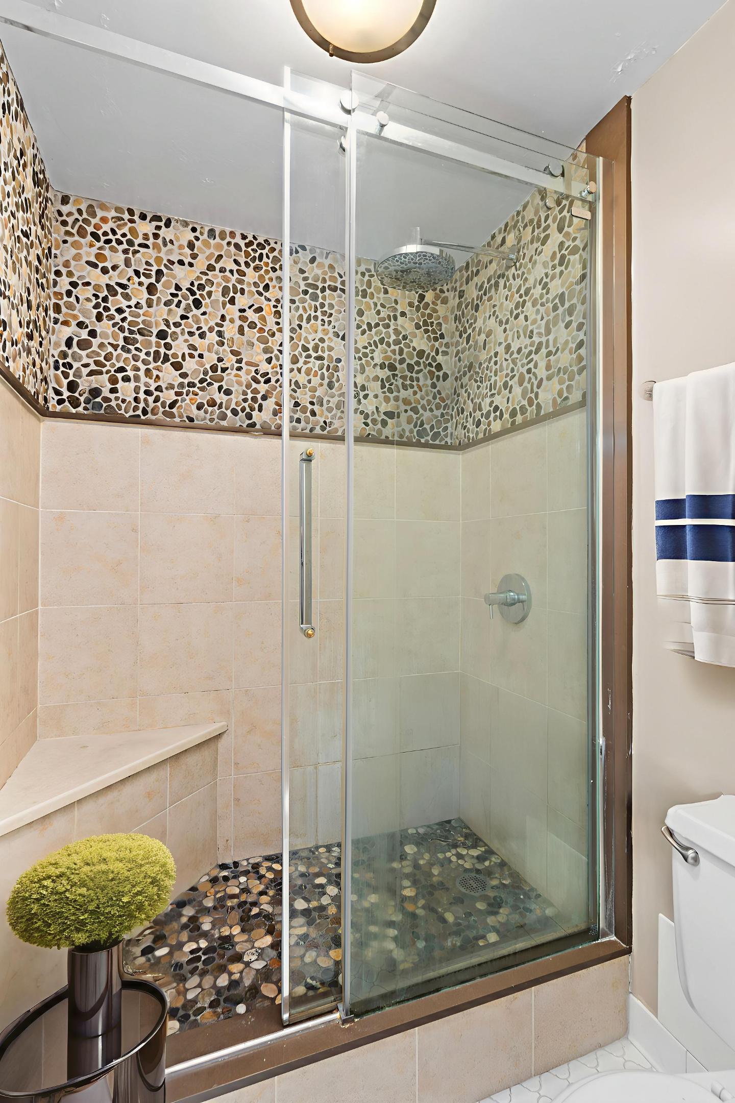 #8 photo, 310 E 46th Street, マンハッタン Turtle Bay , NY 10017