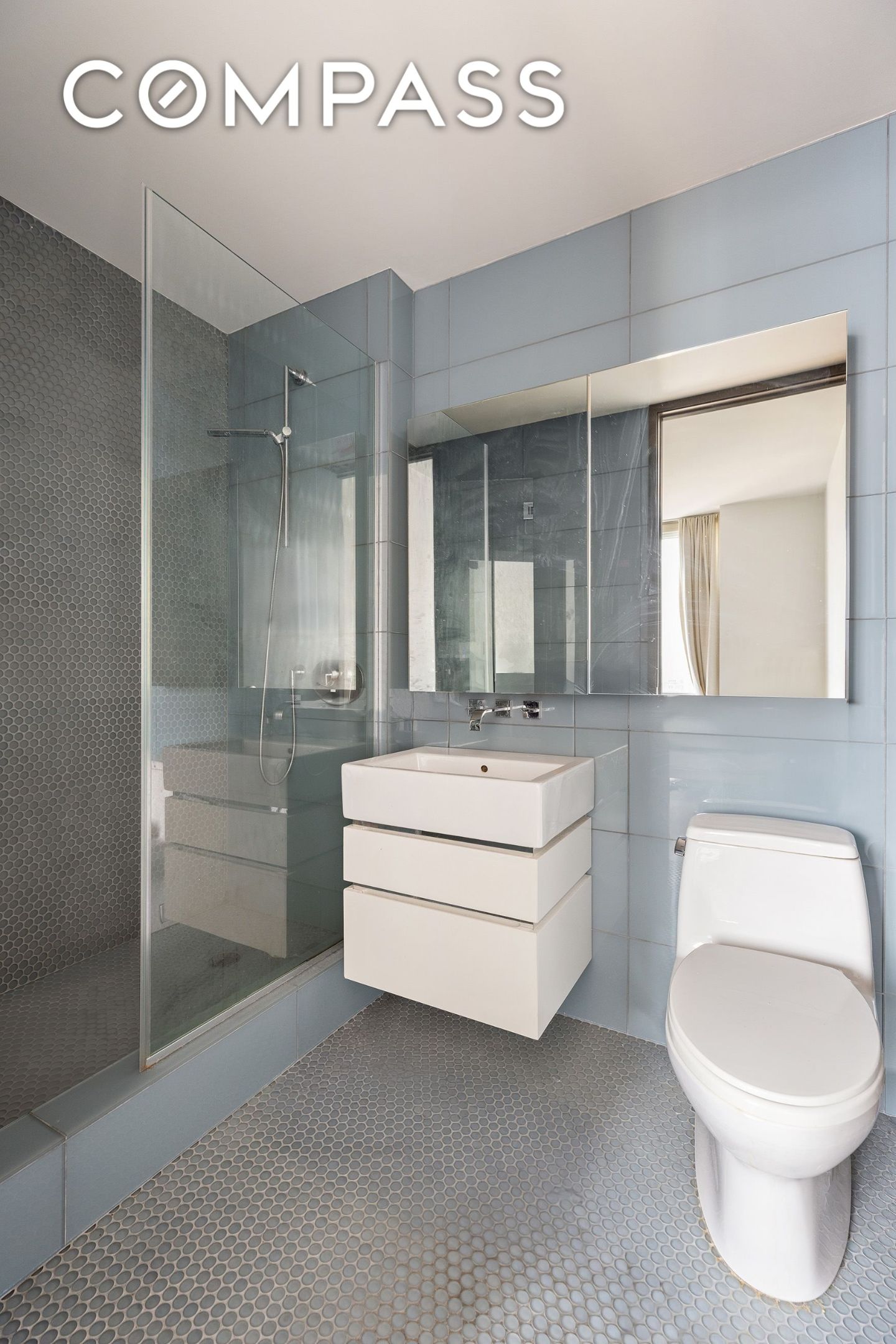 #8 photo, 247 W 46th Street, マンハッタン Theater District , NY 10036