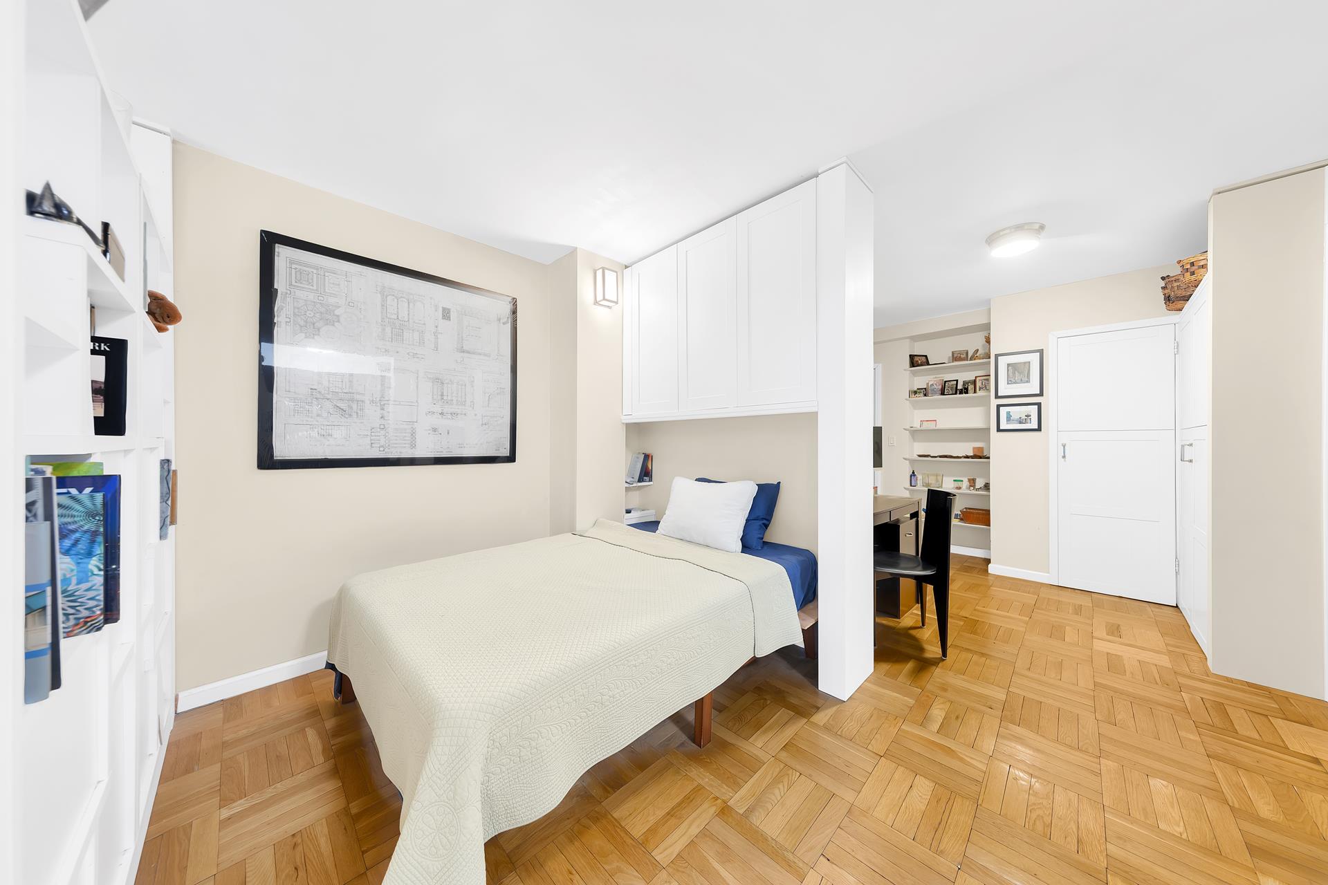 #5 photo, 345 E 52ND Street, マンハッタン Turtle Bay , NY 10022