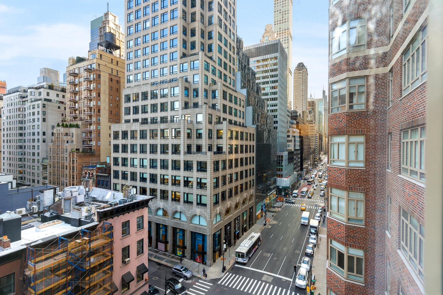 #13 photo, 21 E 61ST Street, マンハッタン Lenox Hill , NY 10065