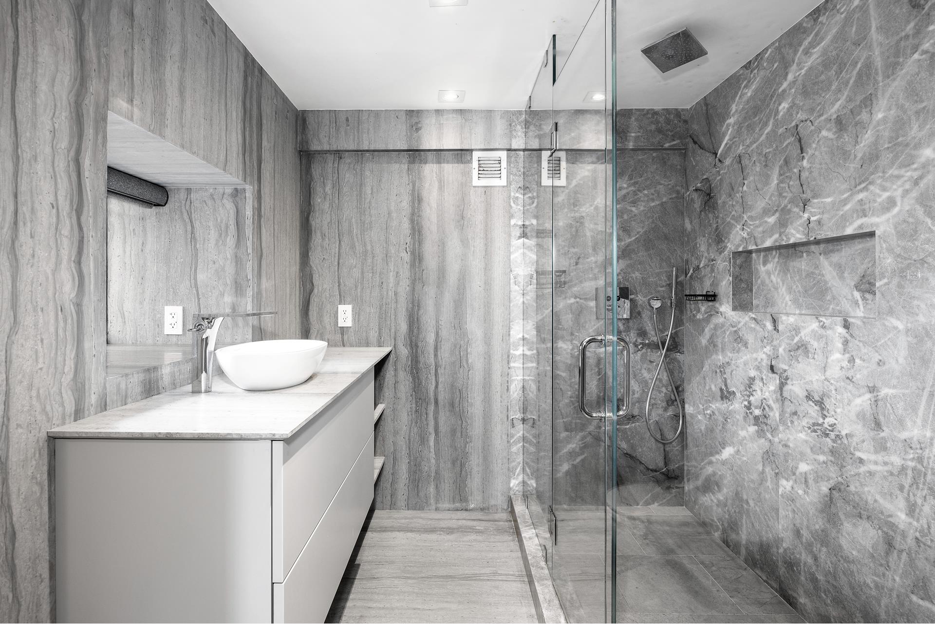 #20 photo, 135 W 70TH Street, マンハッタン Lincoln Square , NY 10023