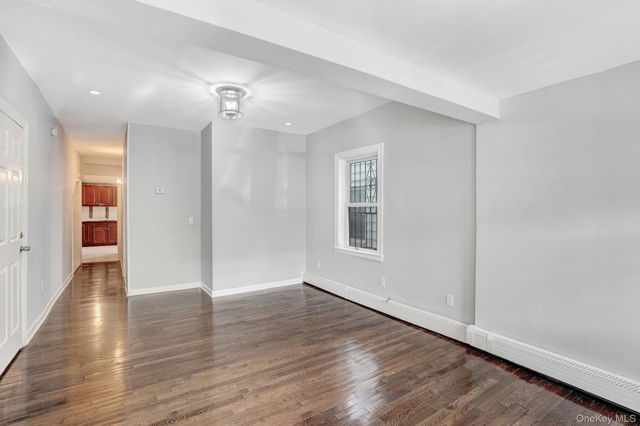 #6 photo, 90-31 185TH Street, クイーンズ区 Hollis , NY 11423