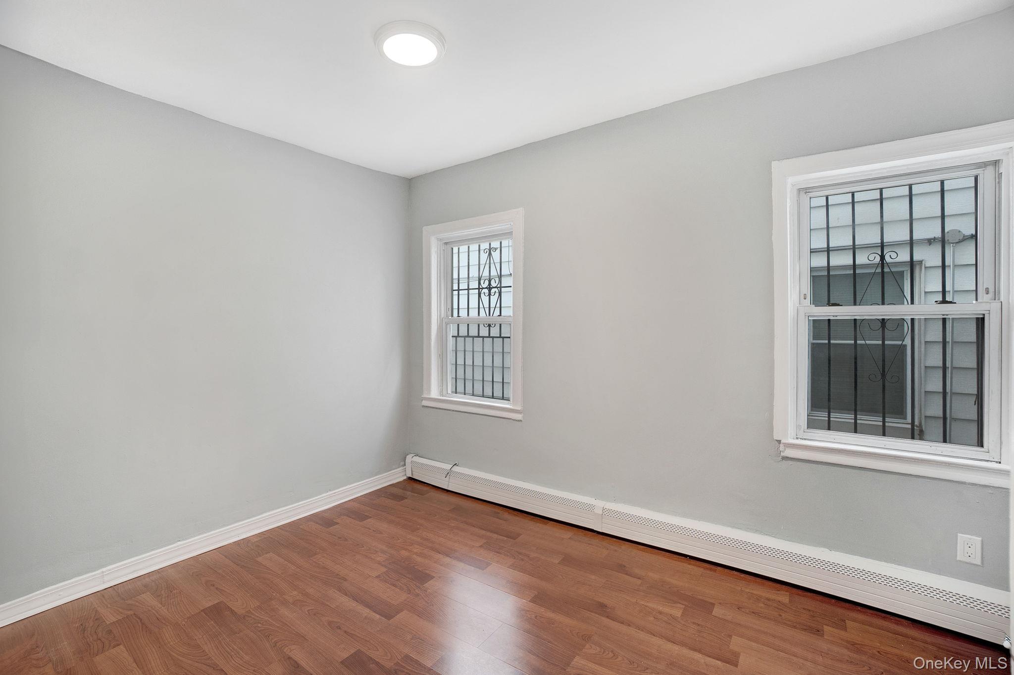 #7 photo, 90-31 185TH Street, クイーンズ区 Hollis , NY 11423