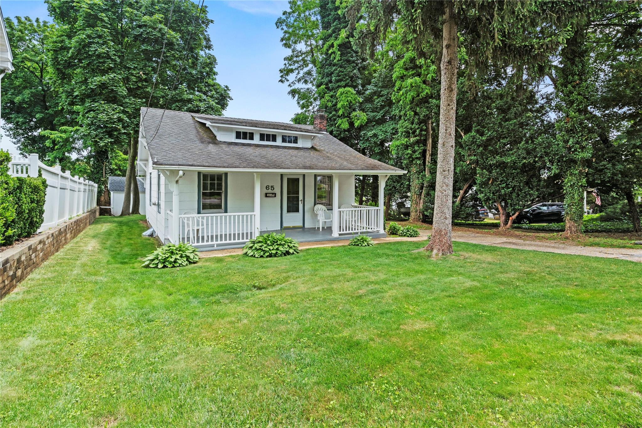 #1 photo, 65 Mountain Avenue, ナッソー郡 Bayville , NY 11709