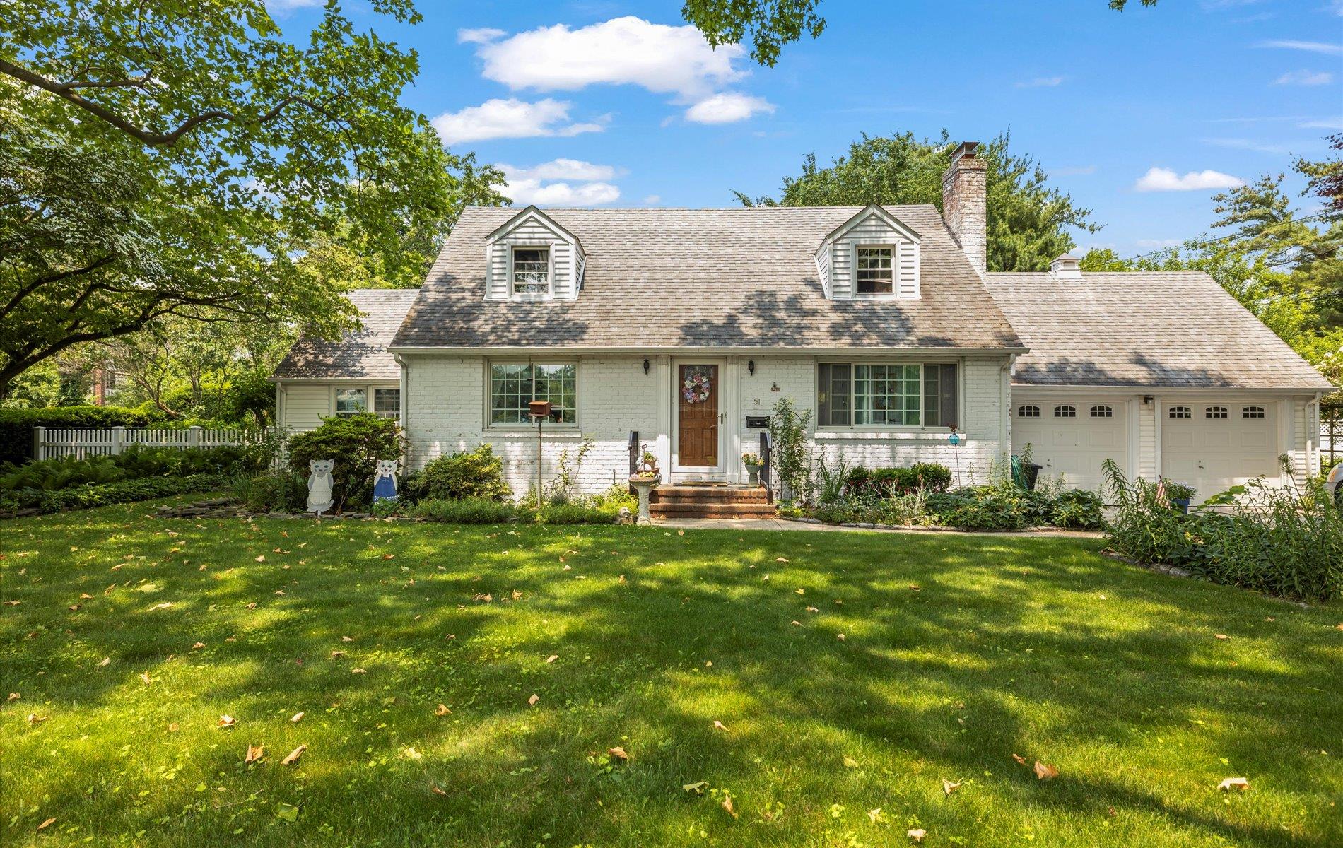 #1 photo, 51 Wickey Avenue, ناسو Westbury , NY 11590