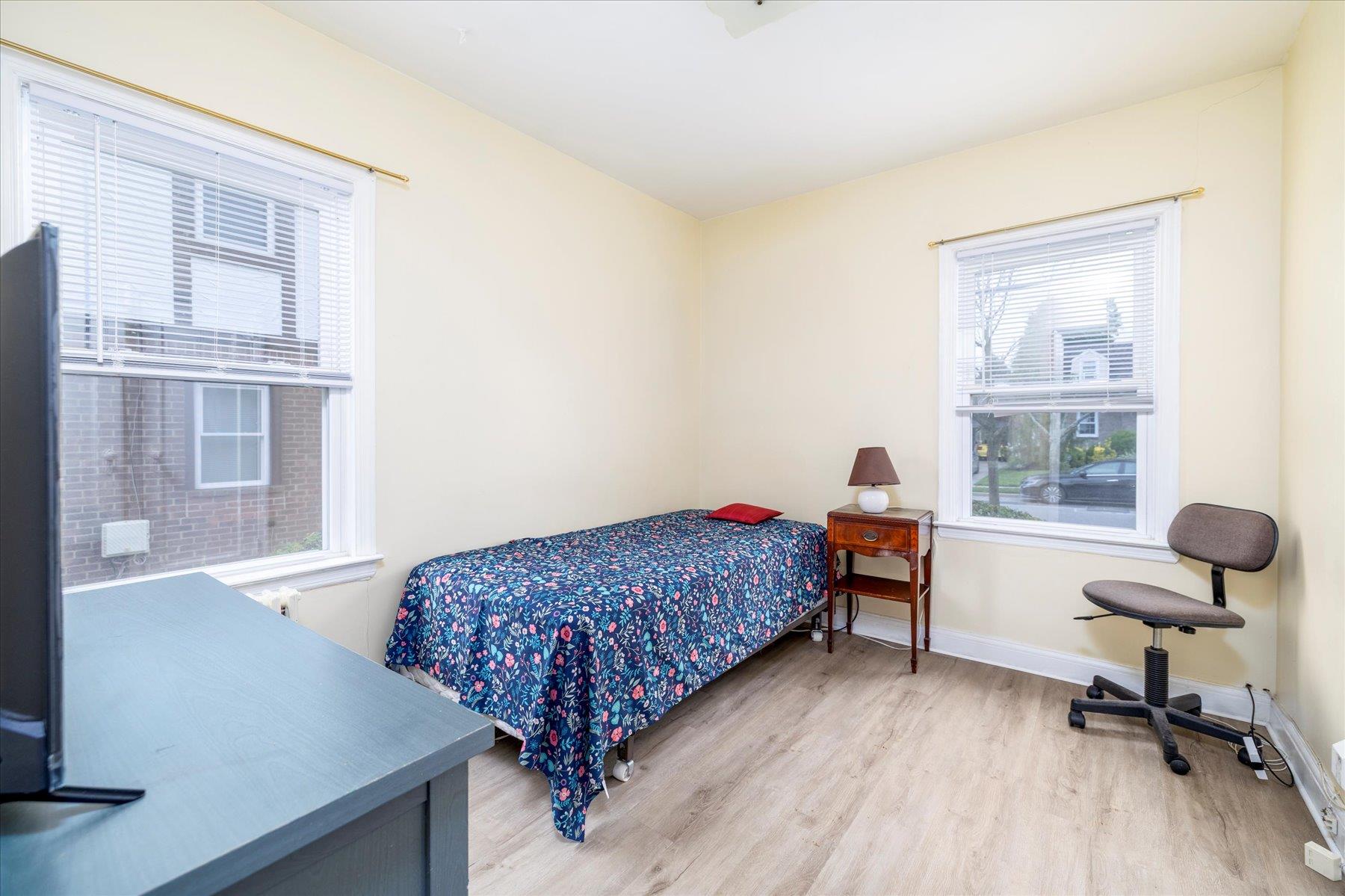 #10 photo, 360 Foch Boulevard, Mineola , NY 11501