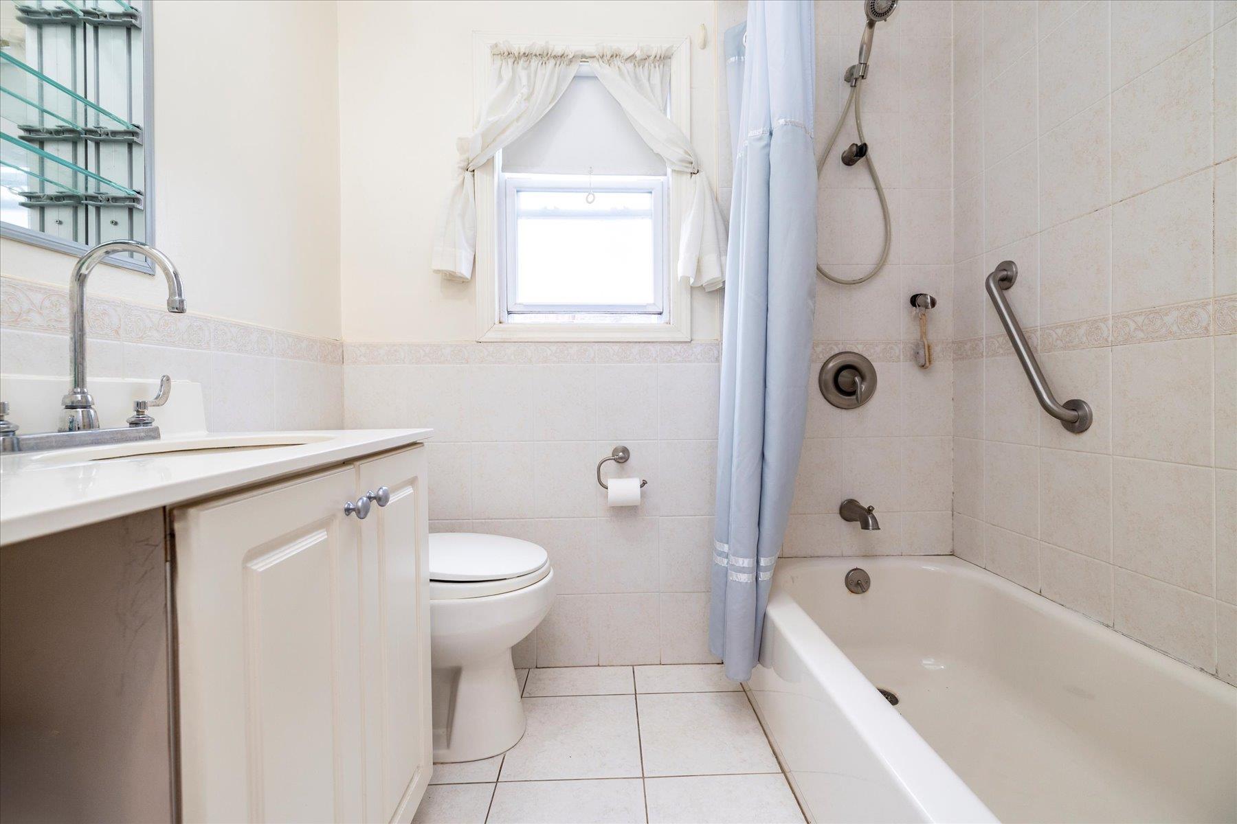 #12 photo, 360 Foch Boulevard, Mineola , NY 11501