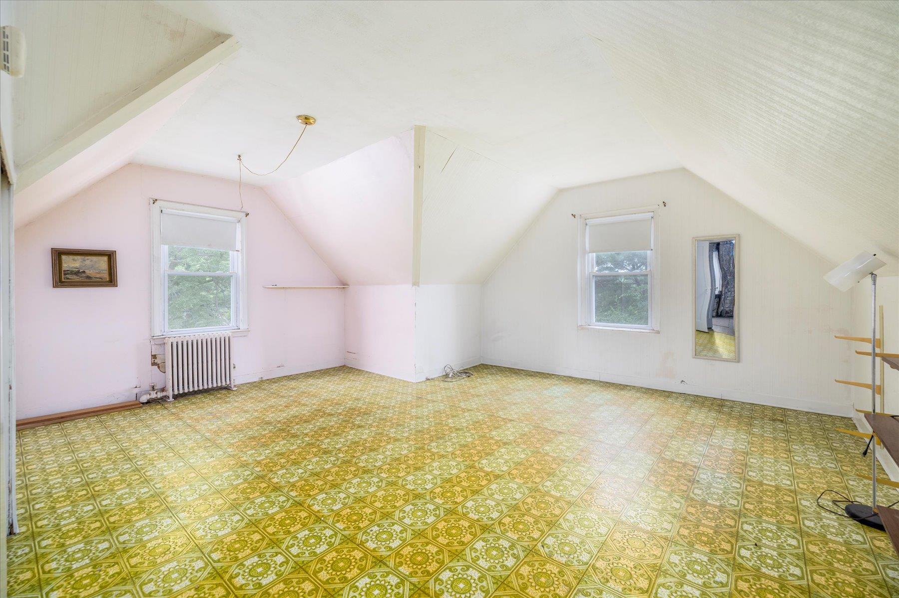 #13 photo, 360 Foch Boulevard, Mineola , NY 11501