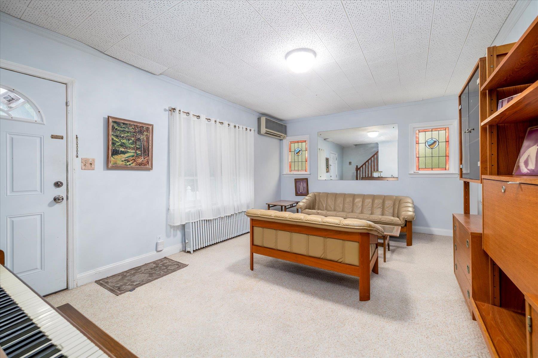 #6 photo, 360 Foch Boulevard, Mineola , NY 11501