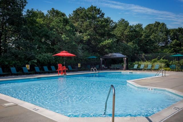 #1 photo, 1000 Saddle Rock Road, Holbrook , NY 11741