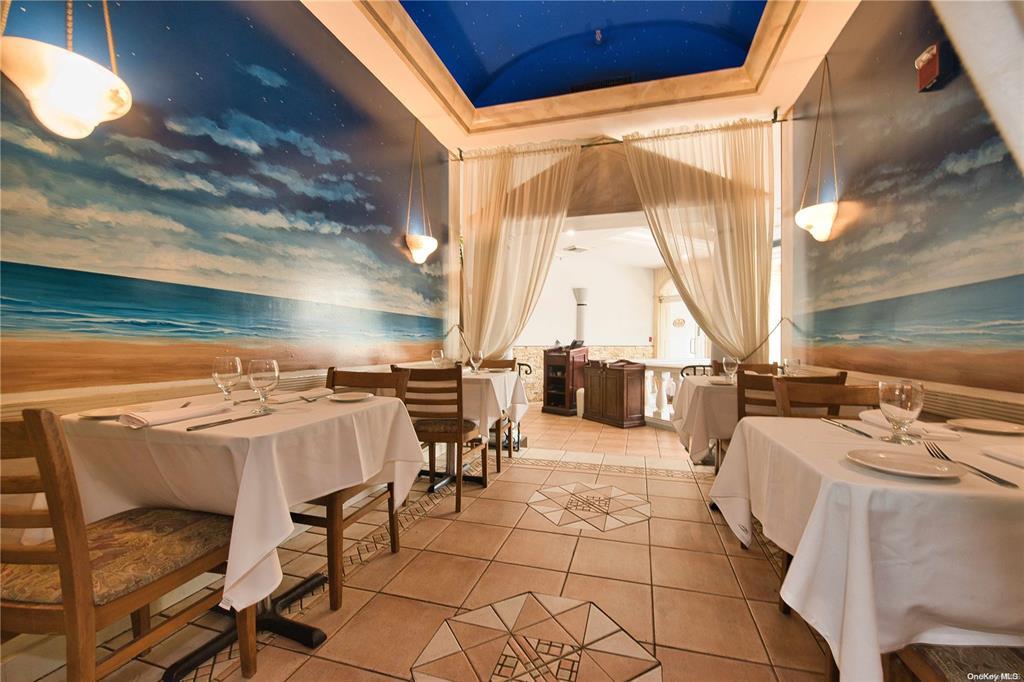 #7 photo, 908-912B Hempstead Turnpike, ナッソー郡 Franklin Square , NY 11010