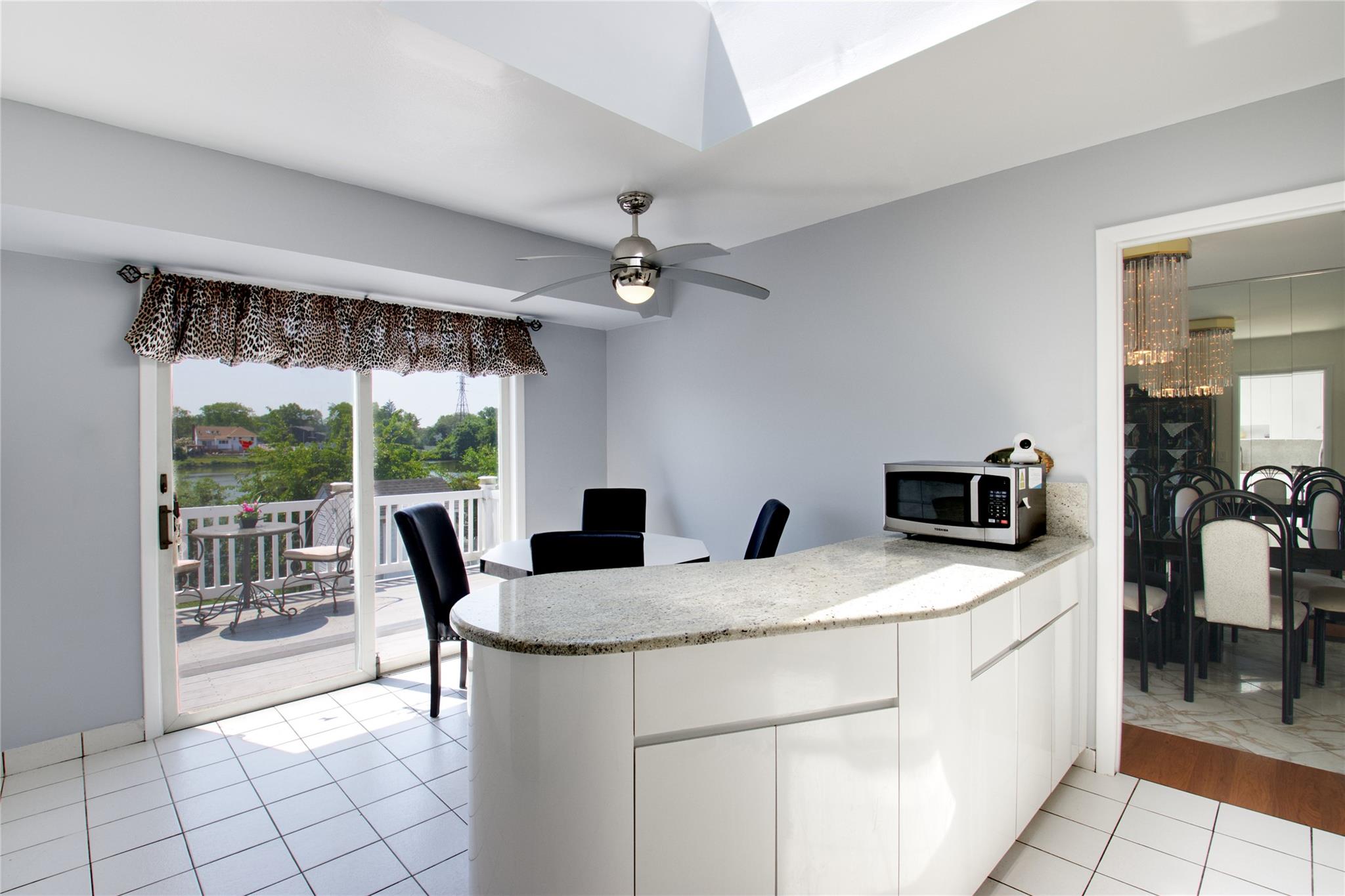 #10 photo, 443 Hungry Harbor Road, ナッソー郡 North Woodmere , NY 11581