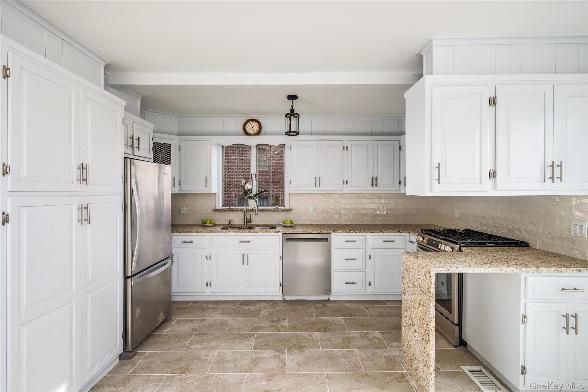 #13 photo, 38 Mason Drive, Manhasset , NY 11030