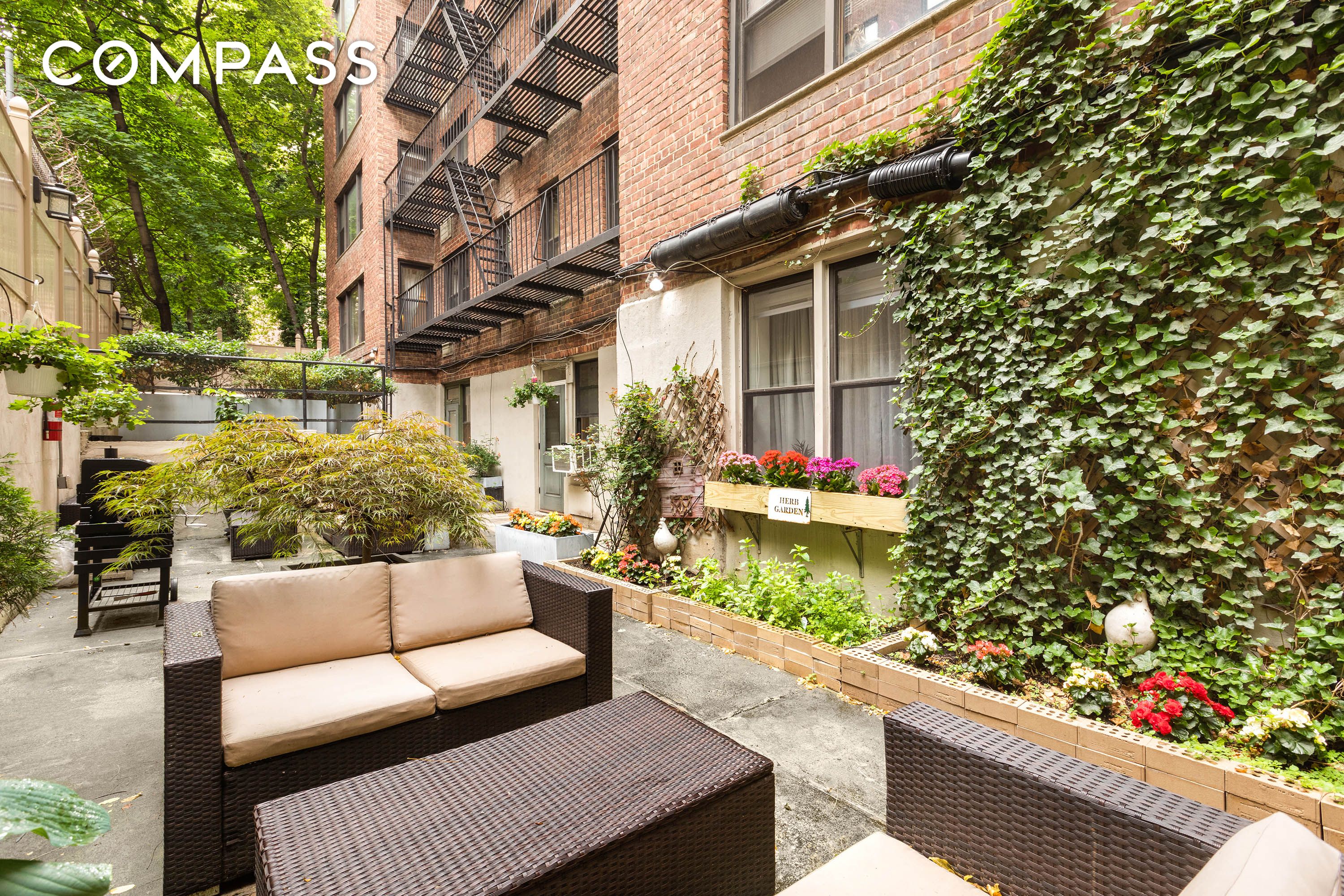 #9 photo, 342 E 53rd Street, マンハッタン Midtown East , NY 10022