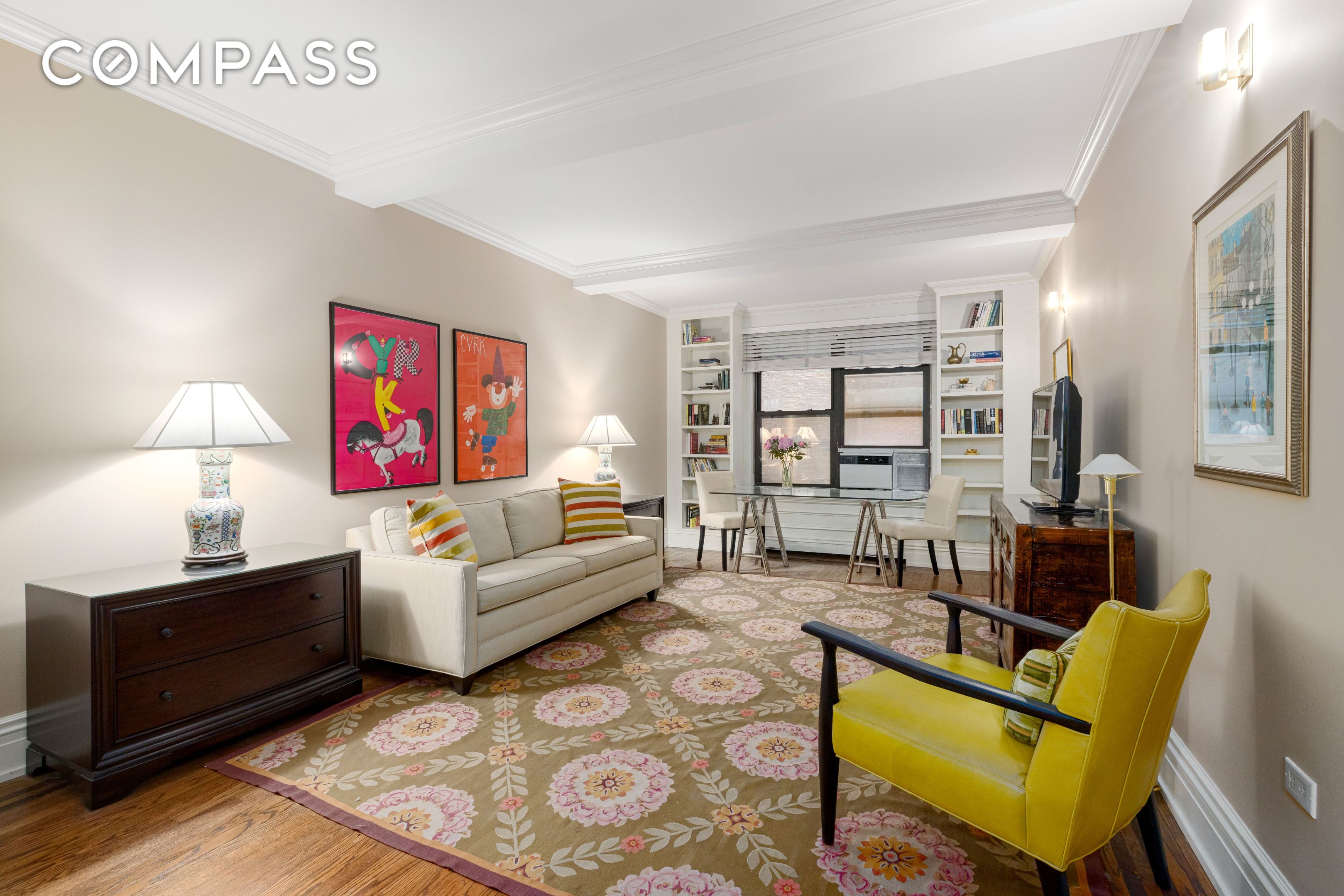 #1 photo, 235 W 102nd Street, مانهاتن Upper West Side , NY 10025