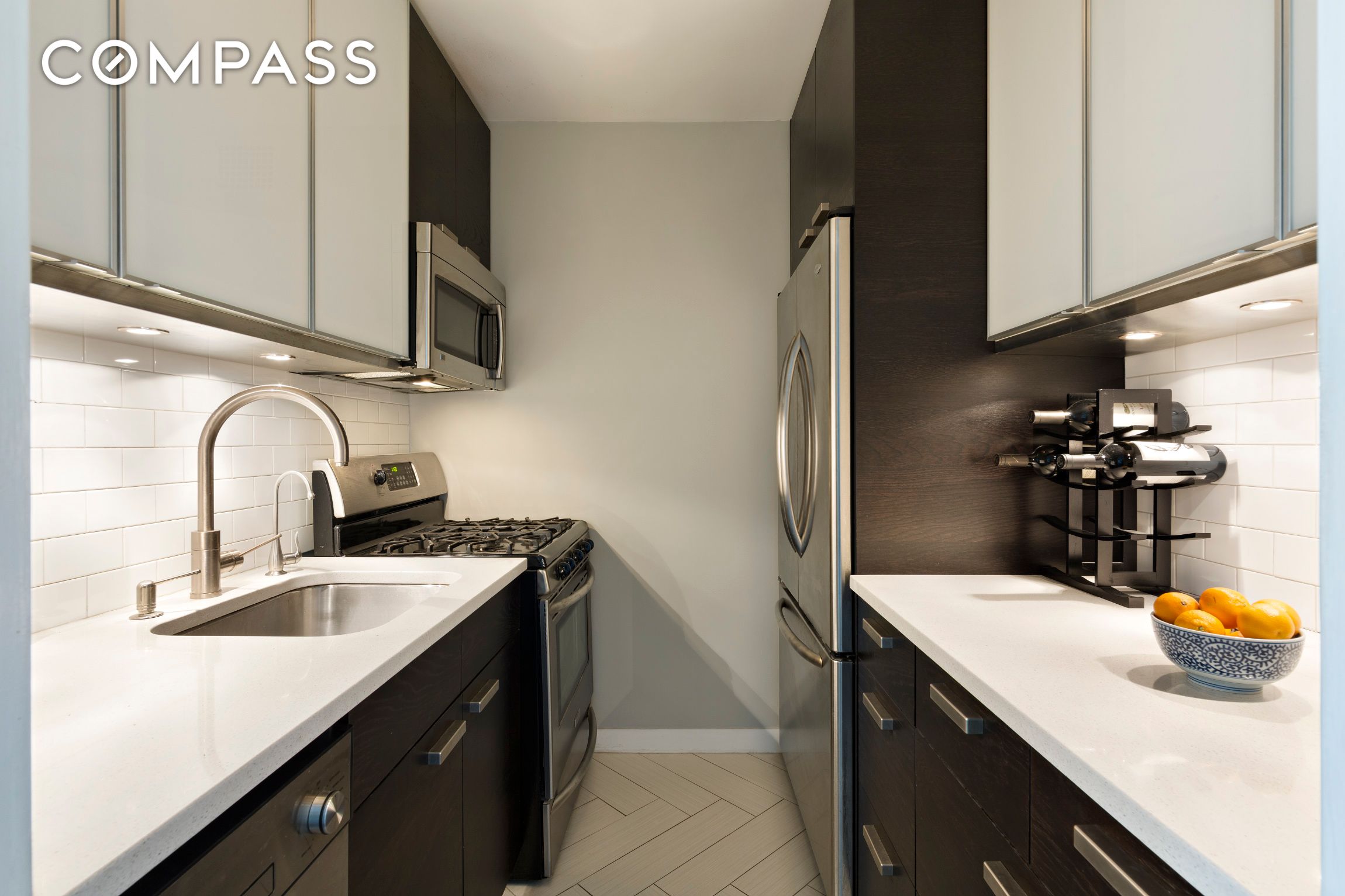 #4 photo, 101 W 12th Street, マンハッタン West Village , NY 10011