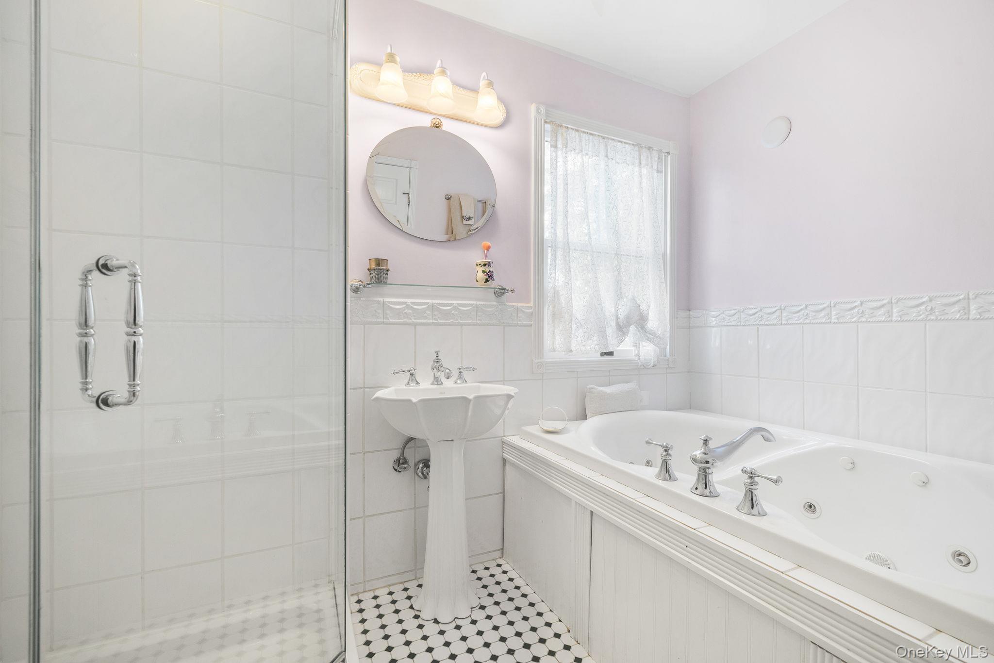 #13 photo, 74 Lake Road, 紐約州 Valley Cottage , NY 10989