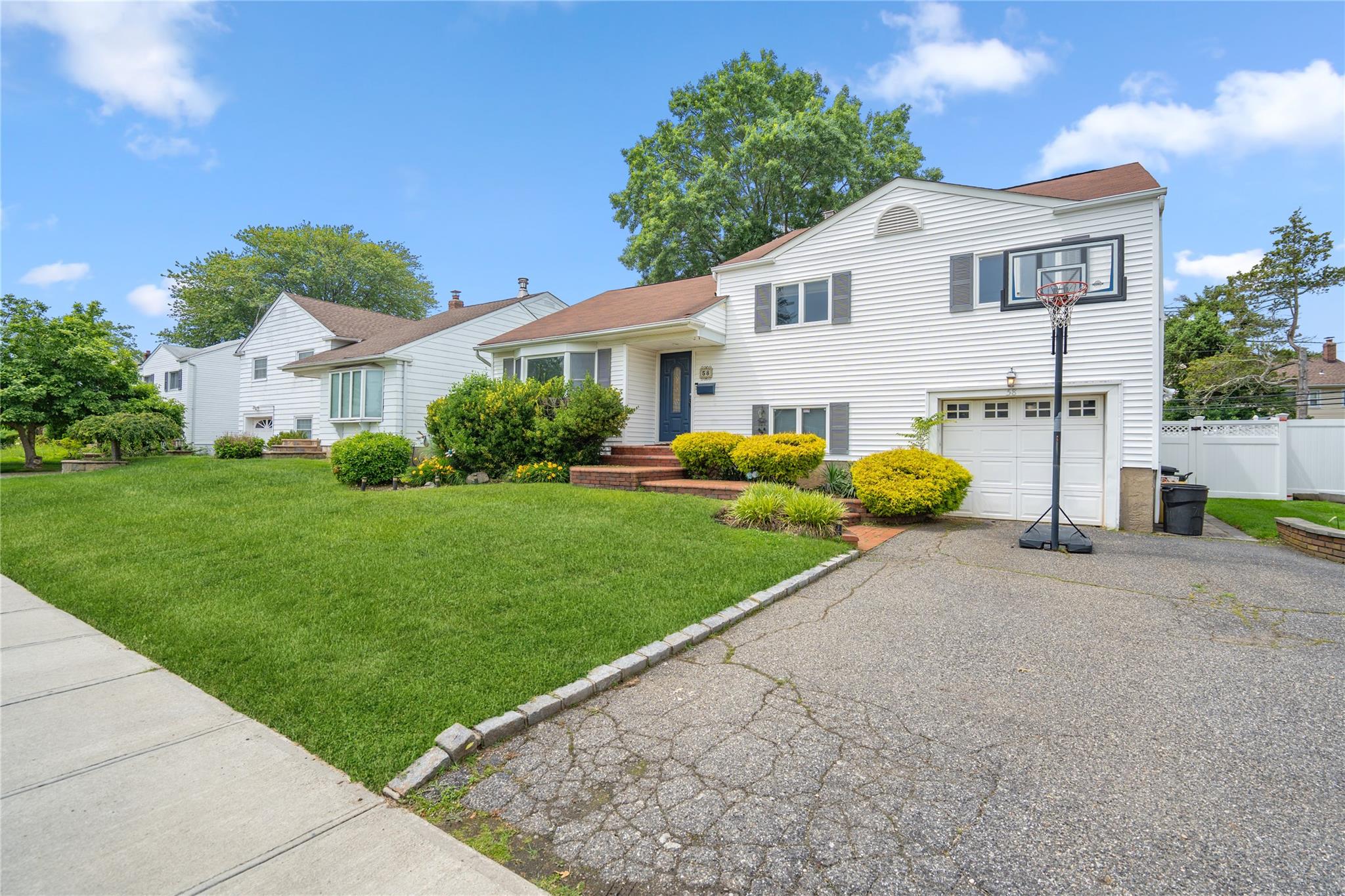 #2 photo, 58 Circle Drive, ナッソー郡 Syosset , NY 11791