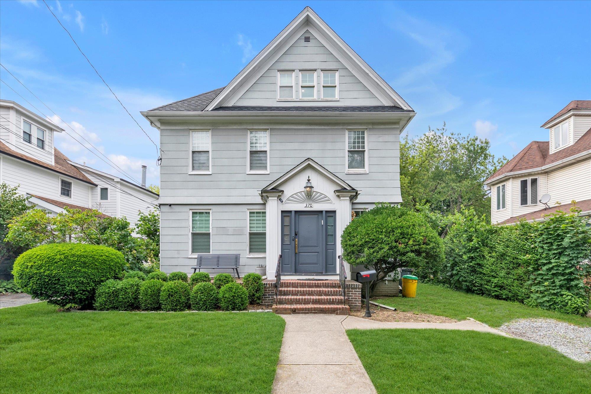 #1 photo, 370 Summit Avenue, ناسو Cedarhurst , NY 11516