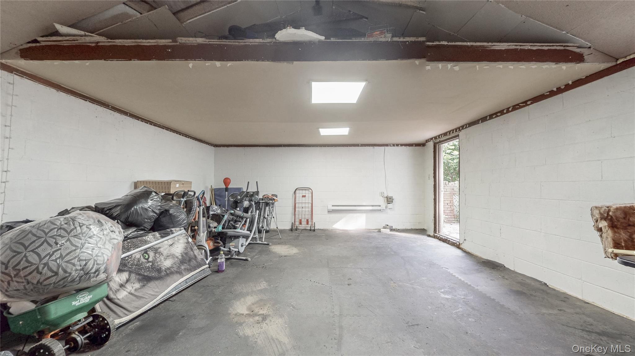 #18 photo, 110-01 175th Street, クイーンズ区 Jamaica , NY 11433