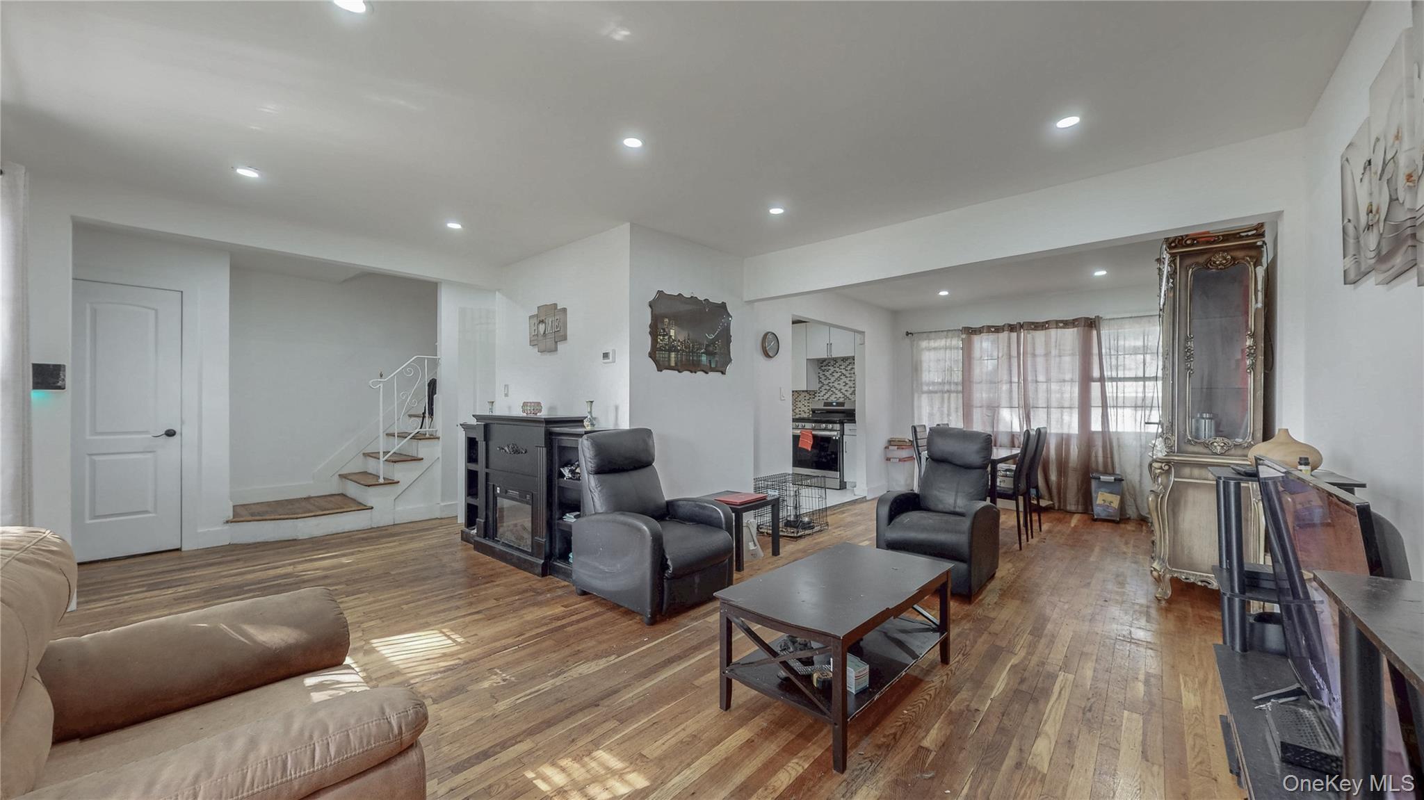 #6 photo, 110-01 175th Street, クイーンズ区 Jamaica , NY 11433