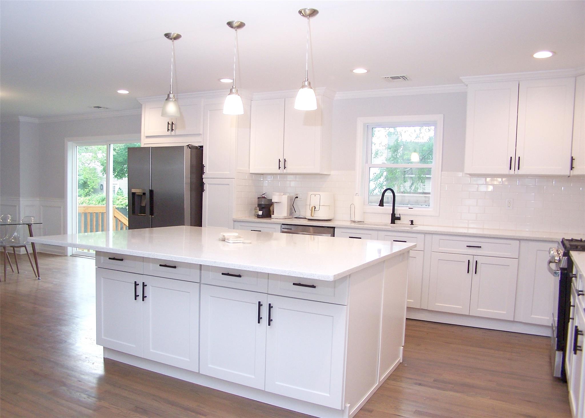 #10 photo, 8 W Narcissus Road, سوفولك Mastic Beach , NY 11951