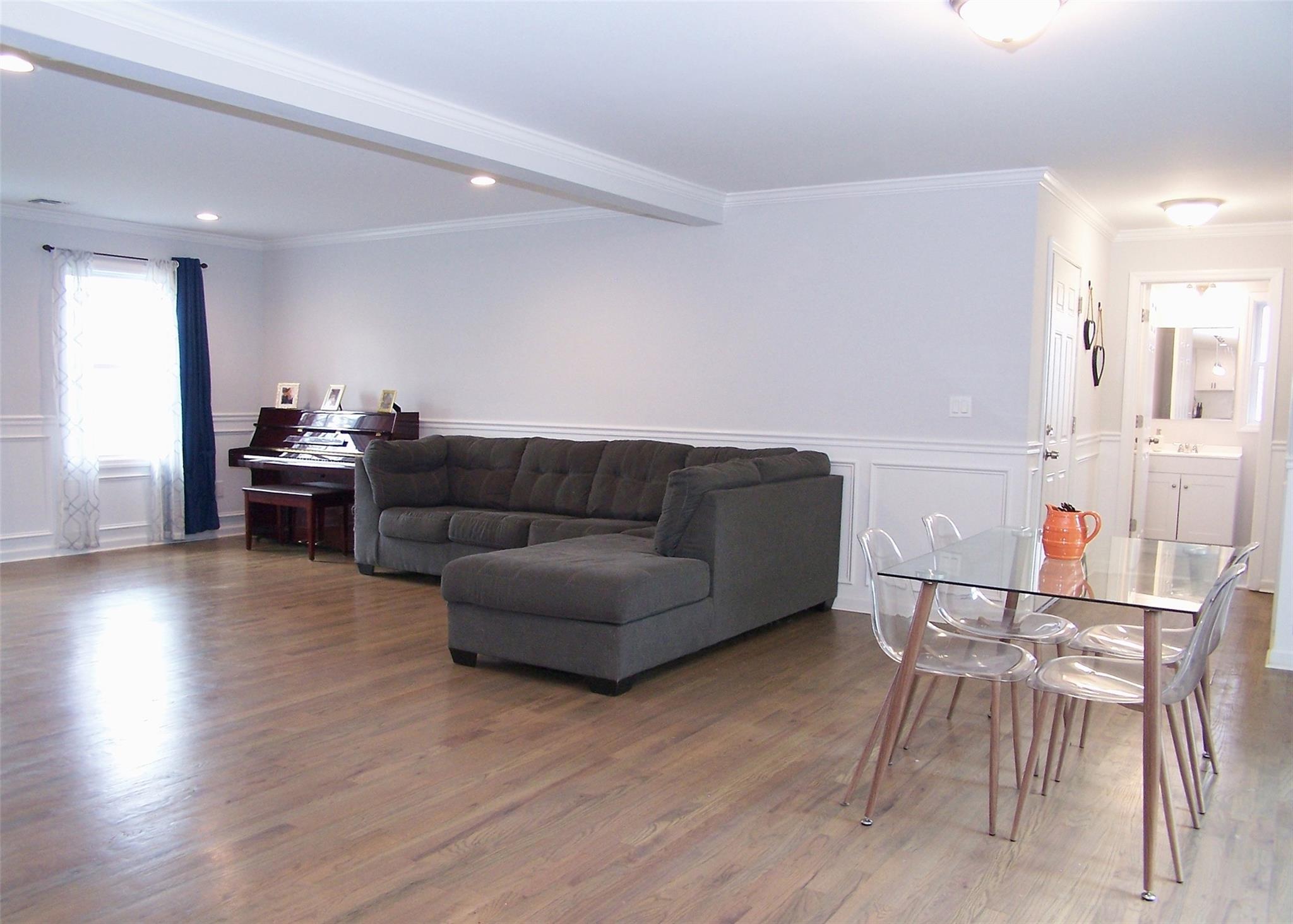 #7 photo, 8 W Narcissus Road, سوفولك Mastic Beach , NY 11951