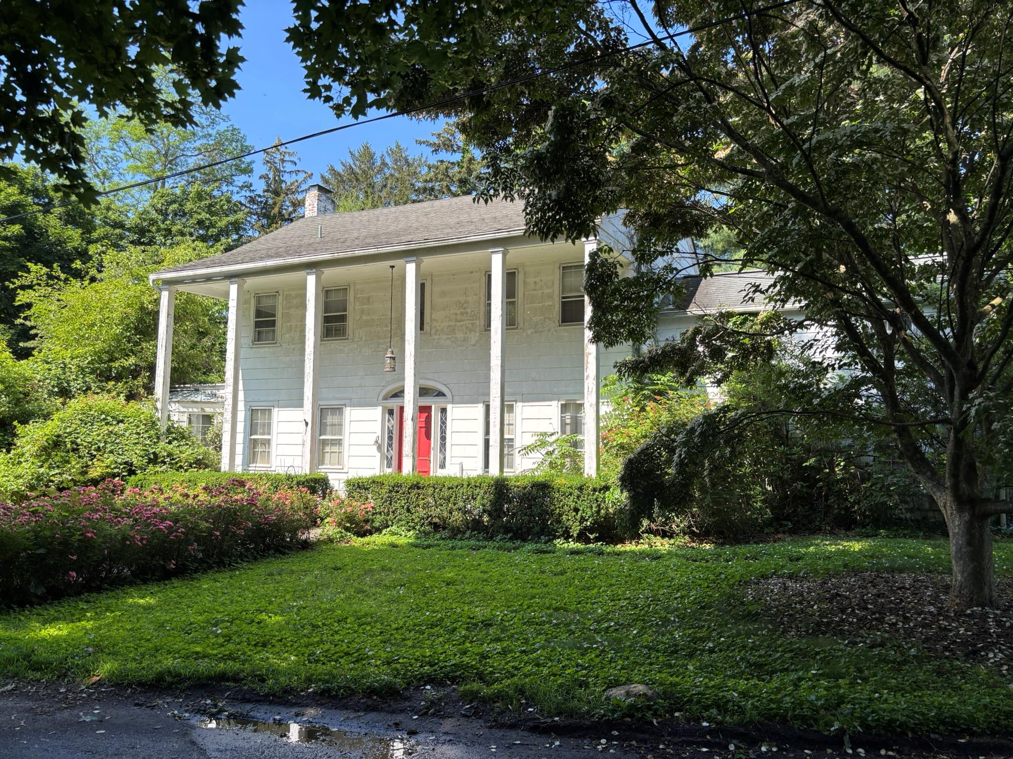#1 photo, 28 Wayaawi Avenue, ناسو Bayville , NY 11709