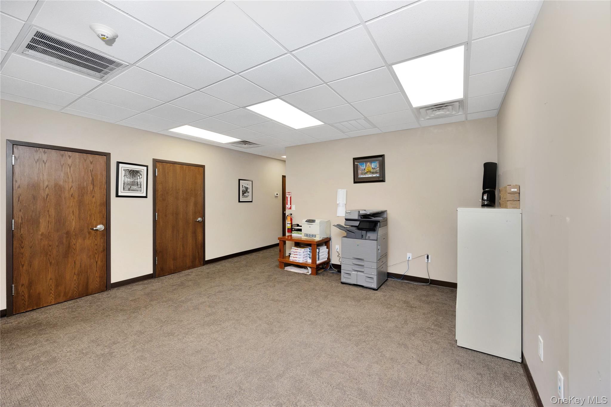 #13 photo, 245-249 Montauk Highway, サフォーク郡 Lindenhurst , NY 11757