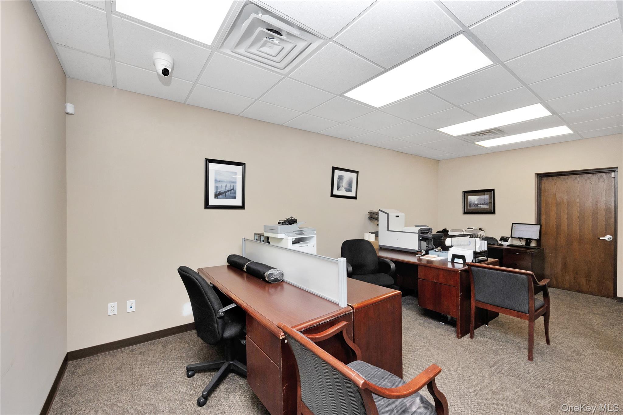 #14 photo, 245-249 Montauk Highway, サフォーク郡 Lindenhurst , NY 11757