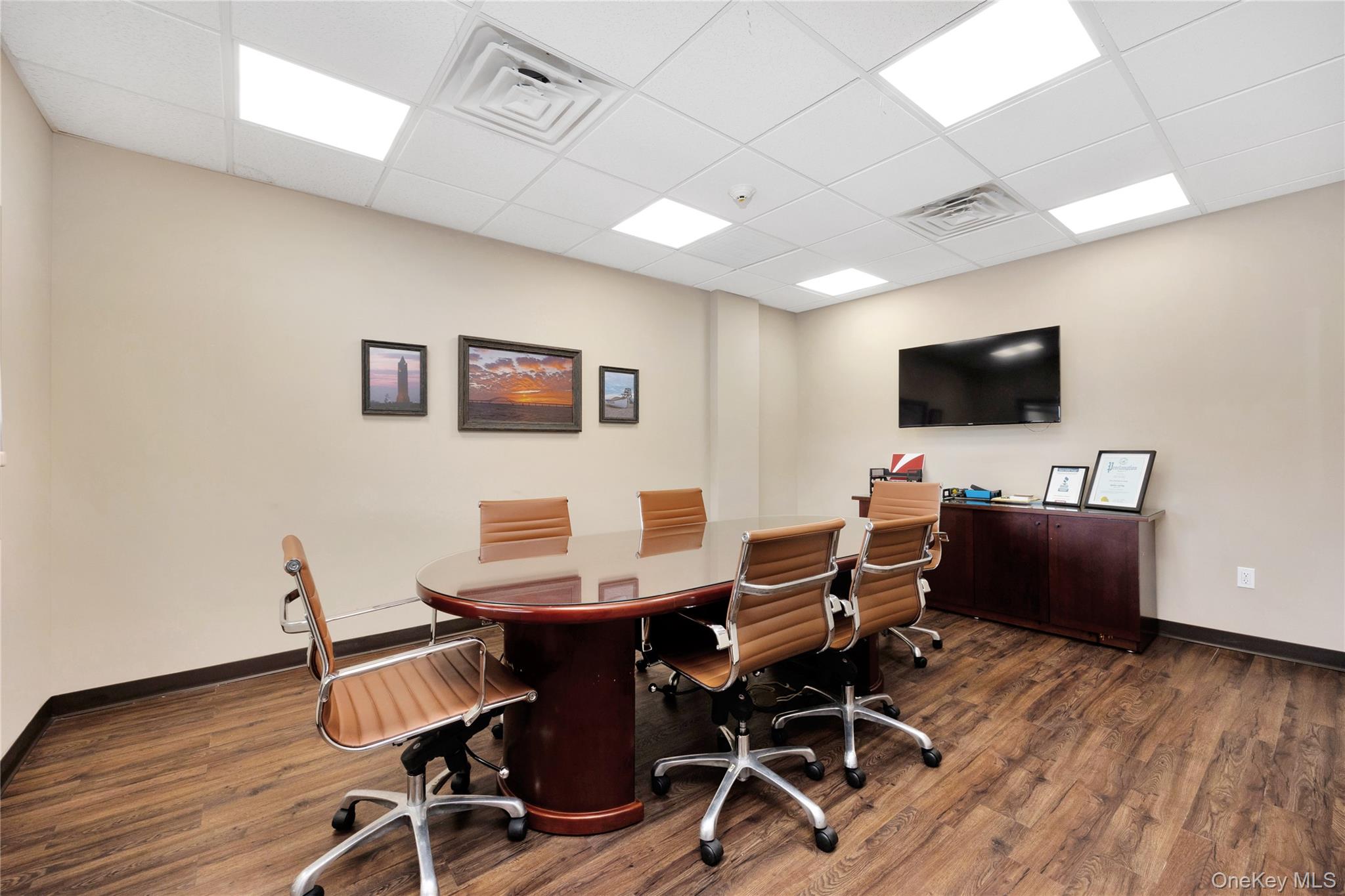 #7 photo, 245-249 Montauk Highway, サフォーク郡 Lindenhurst , NY 11757