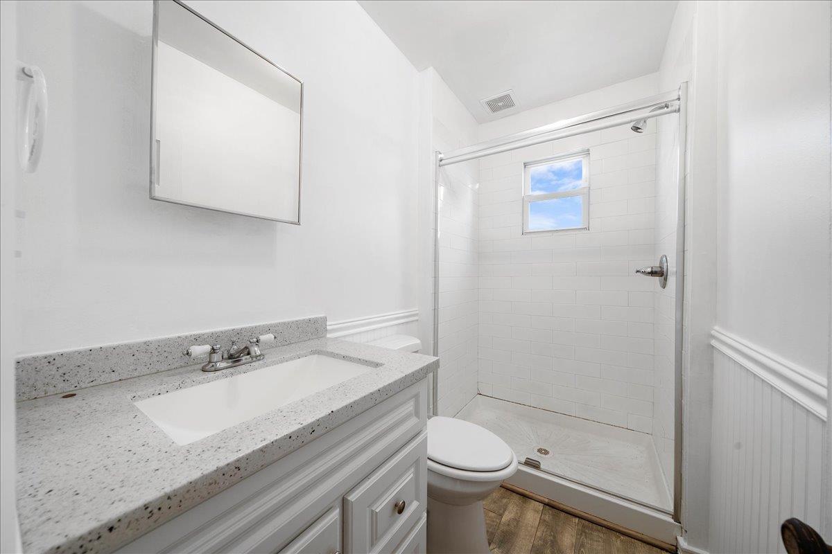 #17 photo, 65 Schmeelk Place, サフォーク郡 Copiague , NY 11726