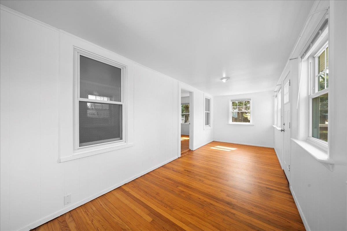 #6 photo, 65 Schmeelk Place, サフォーク郡 Copiague , NY 11726